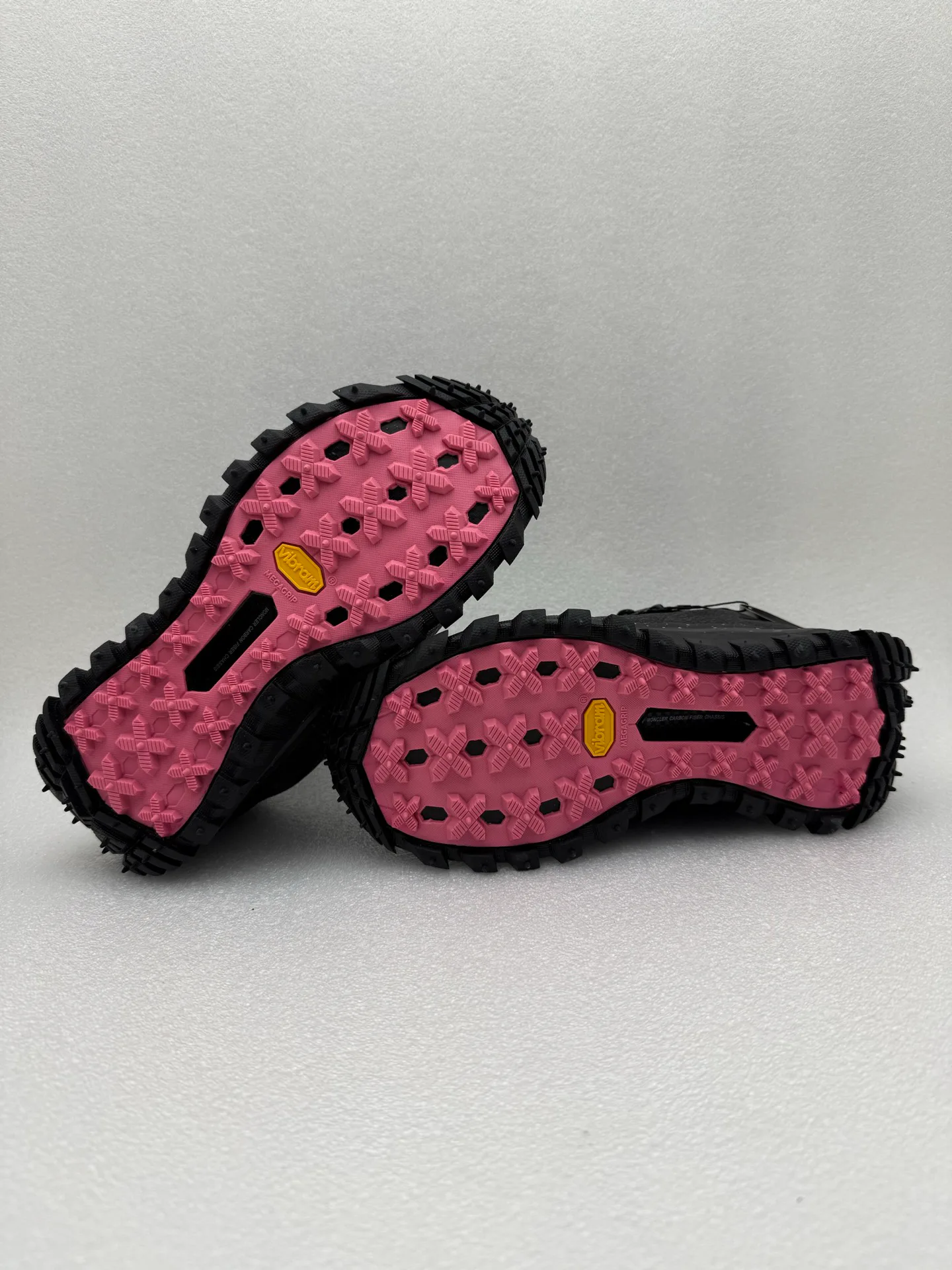 Кроссовки Женские Moncler 10404670