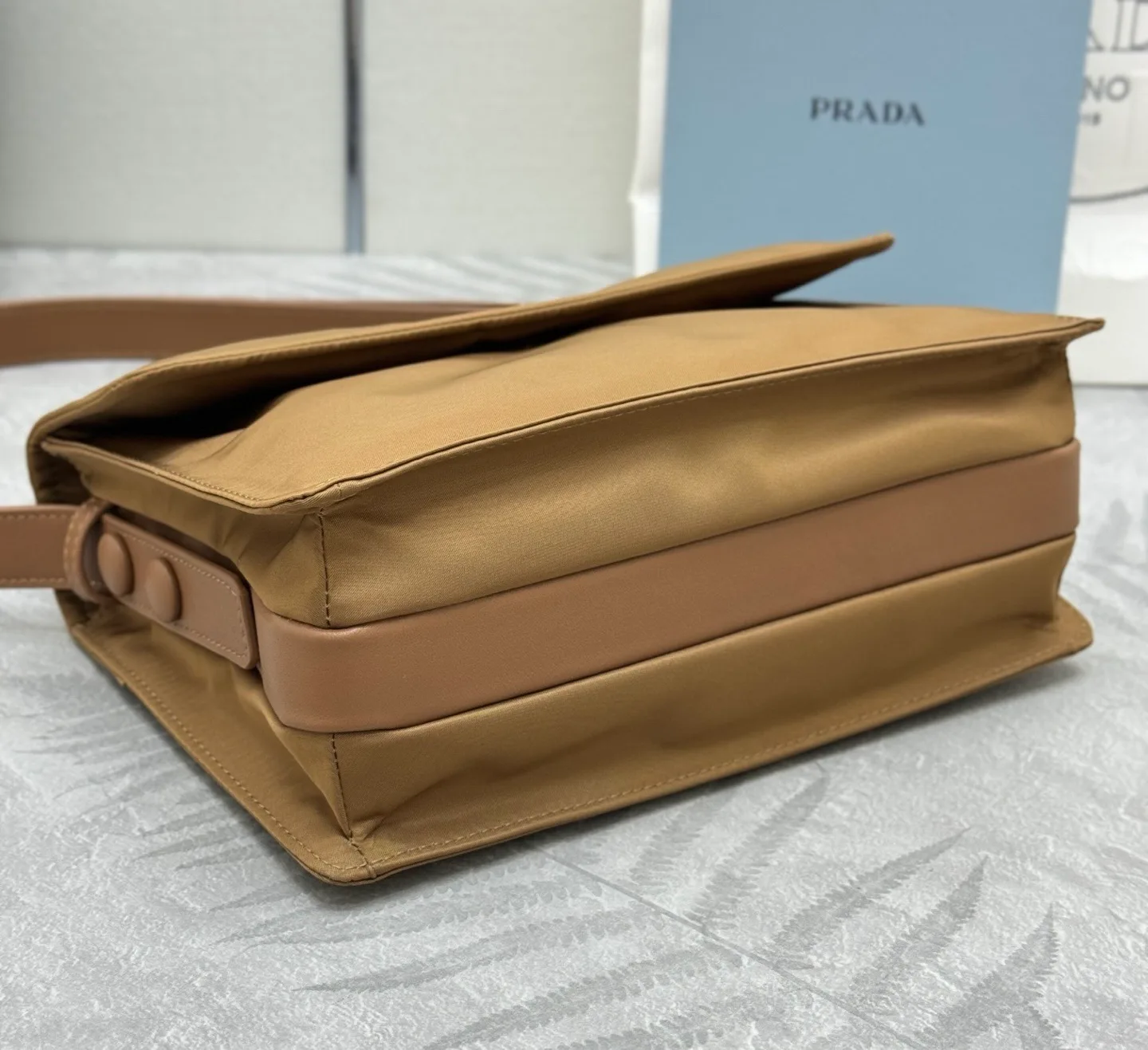 Сумки На Ремне Женские Prada 11682072