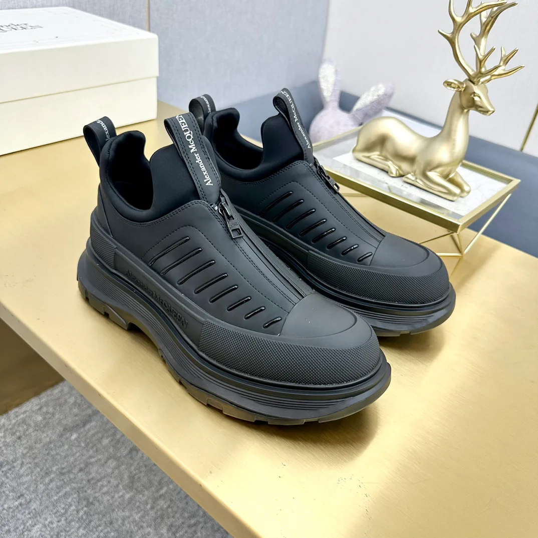 Кроссовки Женские Alexander Mcqueen 18397474