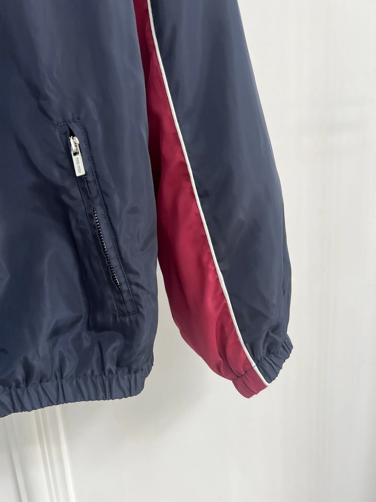 Куртки И Пуховики Женские Miu Miu 11185487