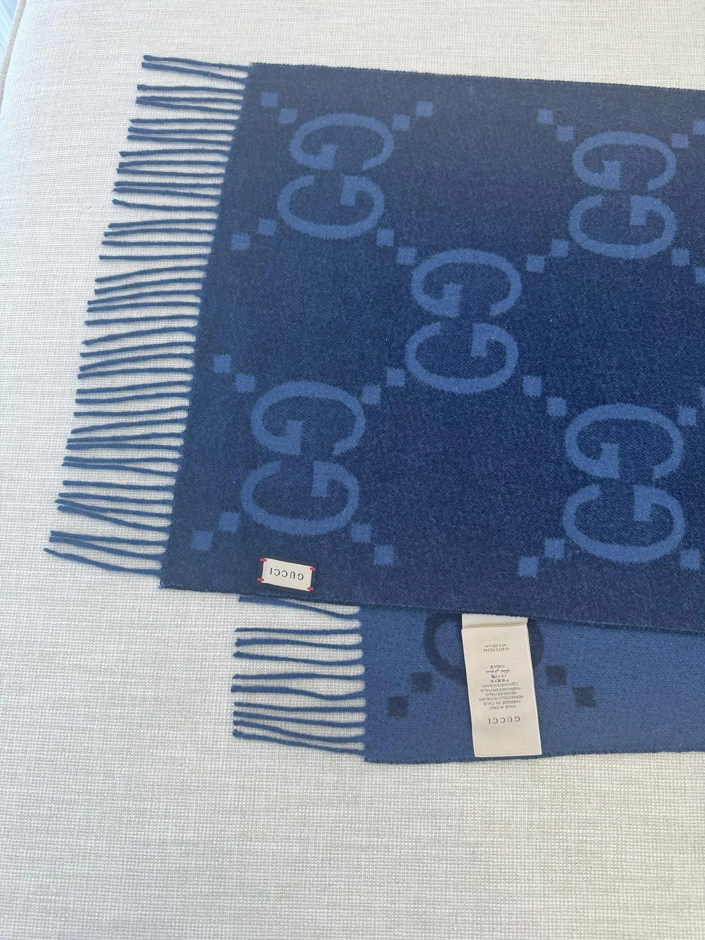 Шарфы Gucci 1858