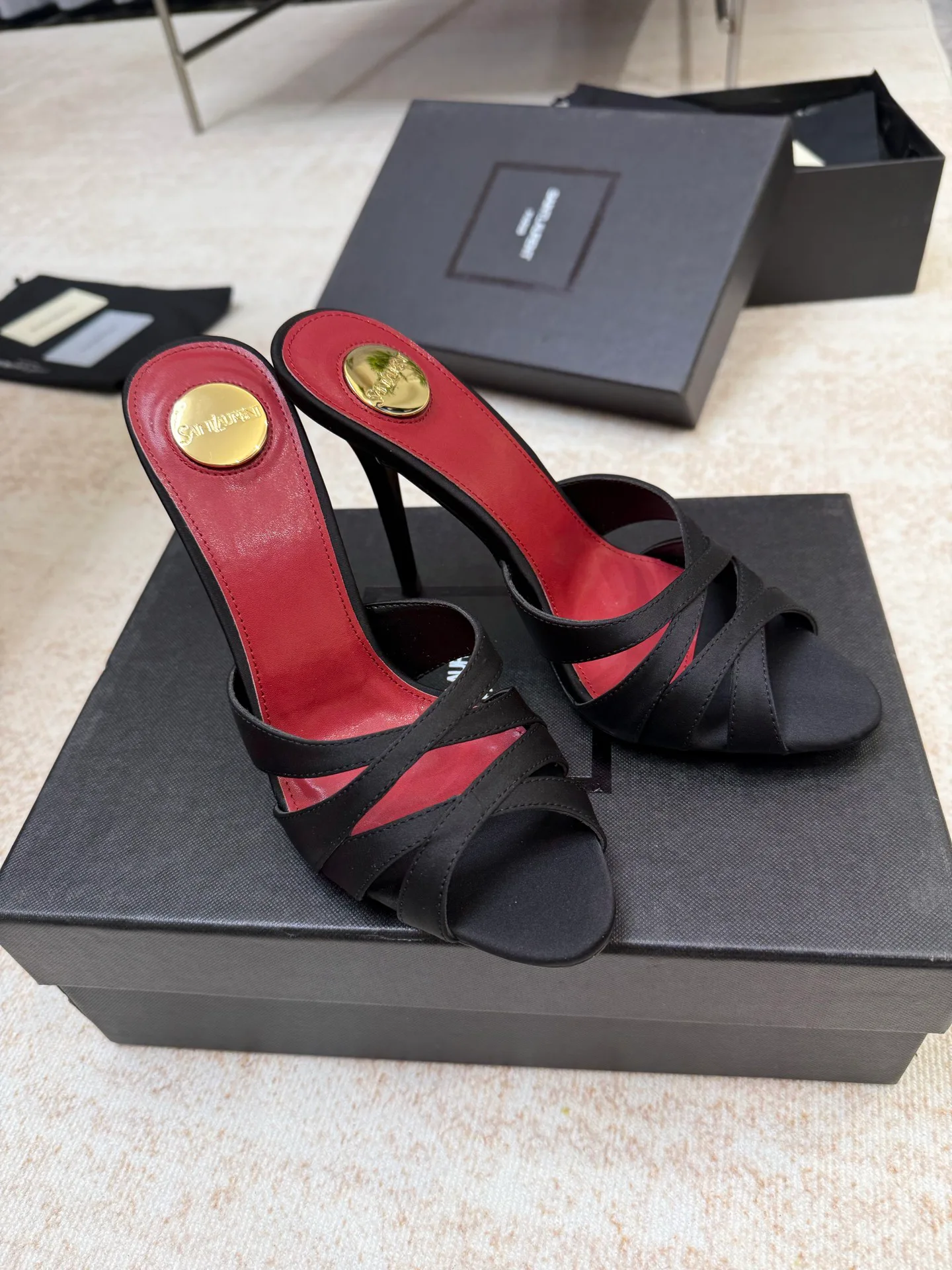 Босоножки Женские Saint Laurent 3062301