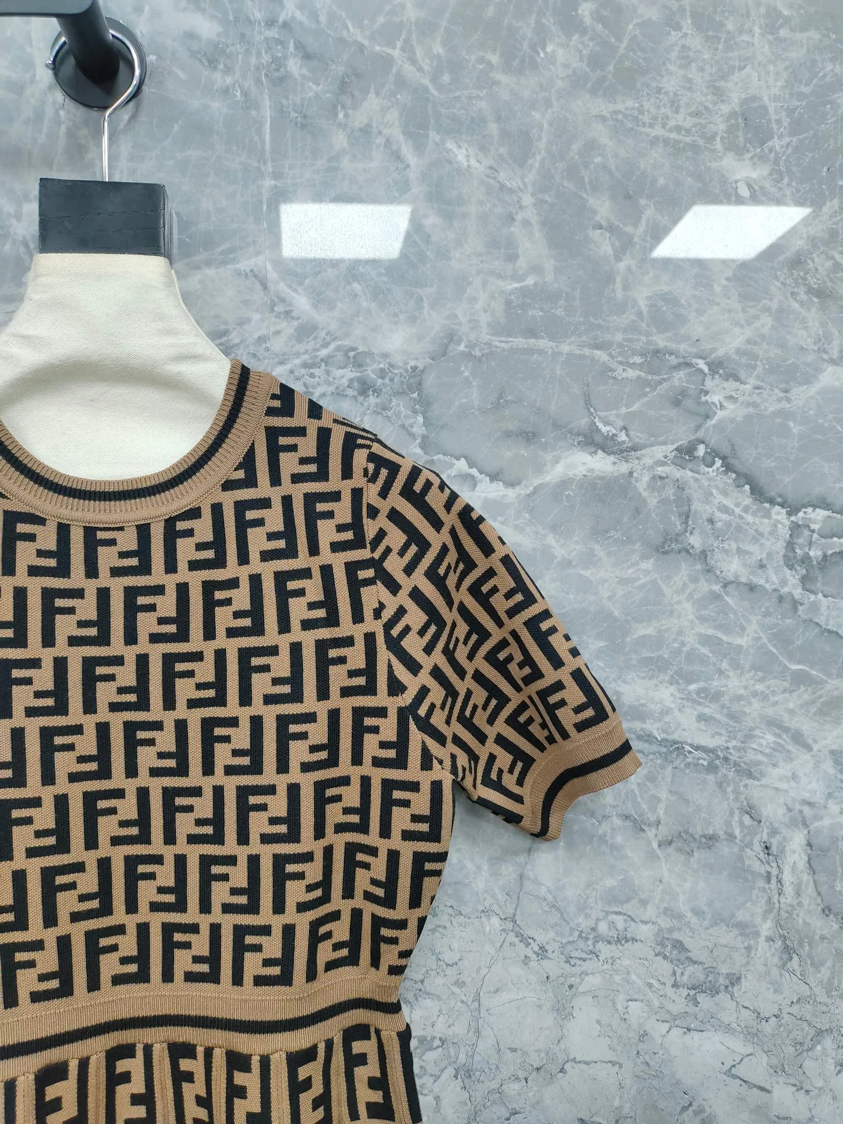 Платья Женские Fendi 18743537