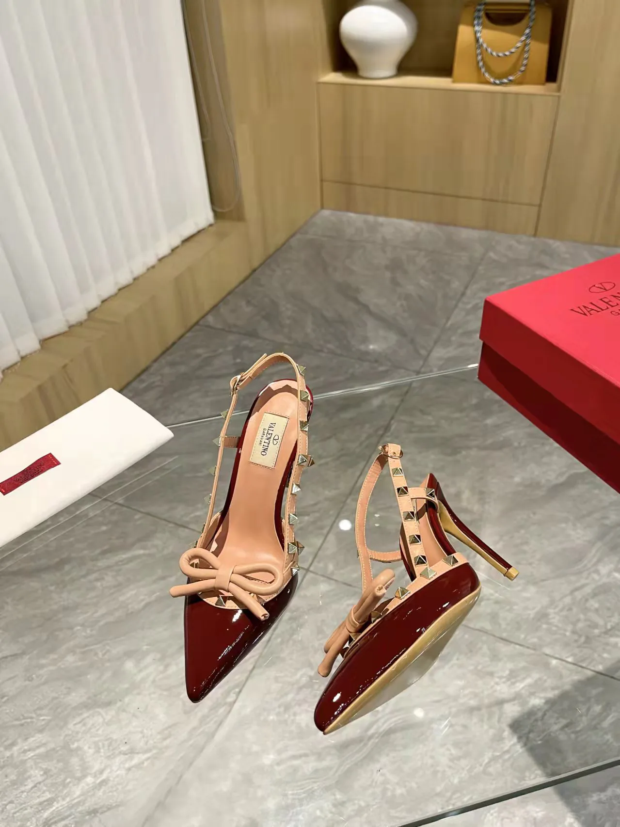 Босоножки Женские Valentino 11602182