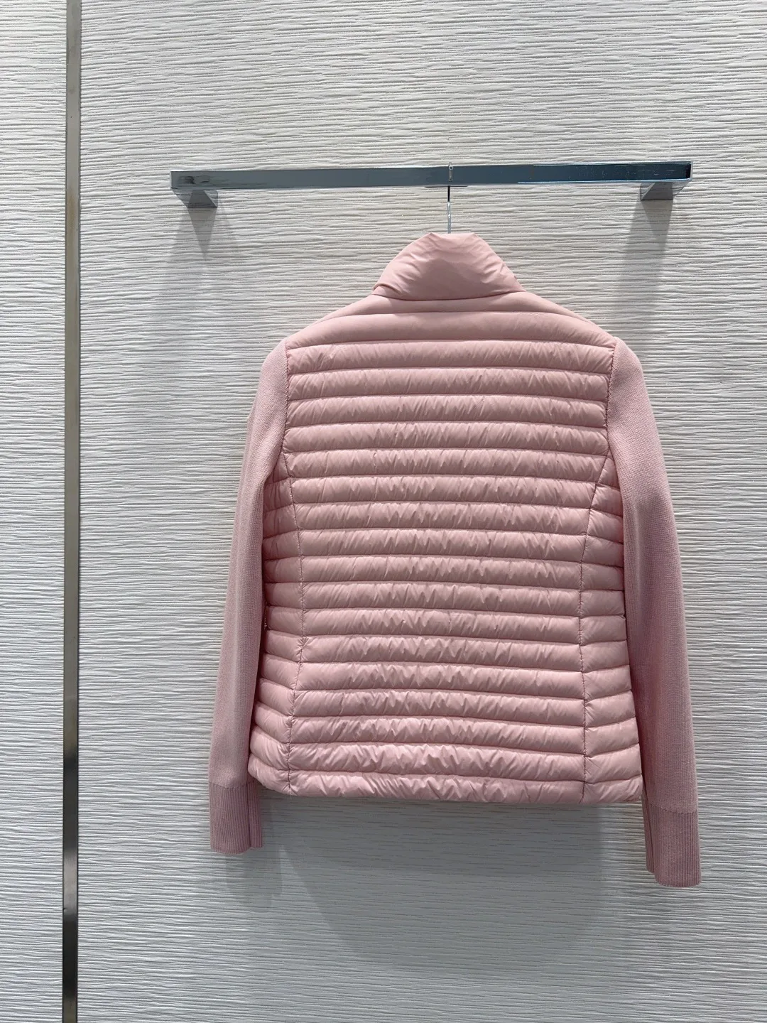 Куртки И Пуховики Женские Moncler 20100844