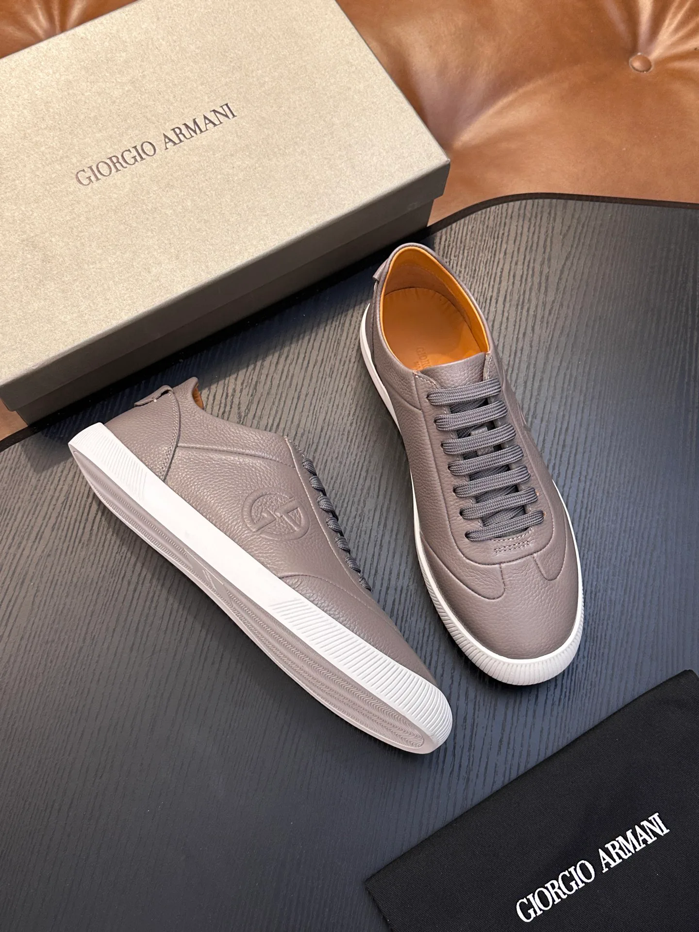 Кроссовки Мужские Armani 18118646