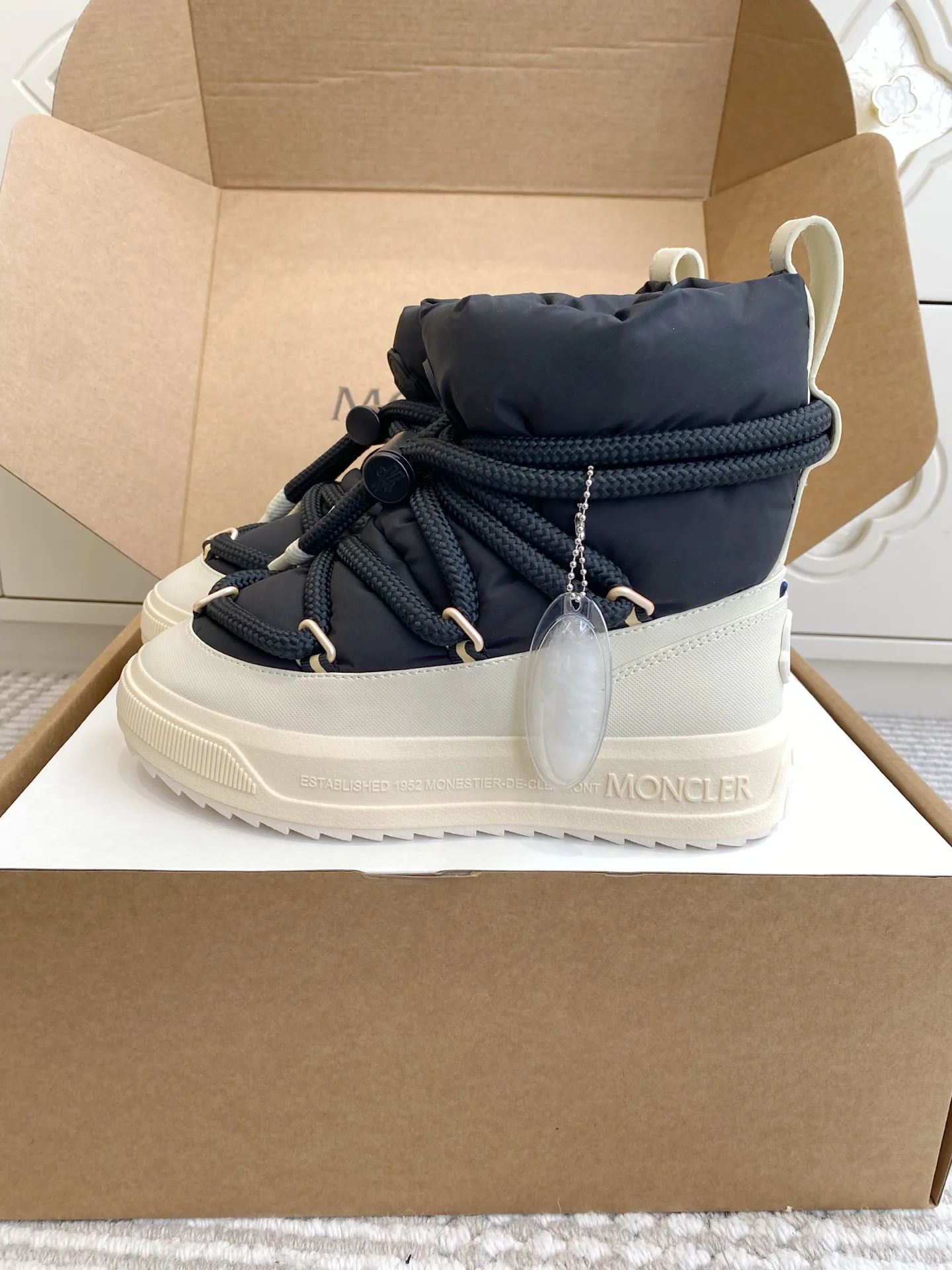 Угги Женские Moncler 393186