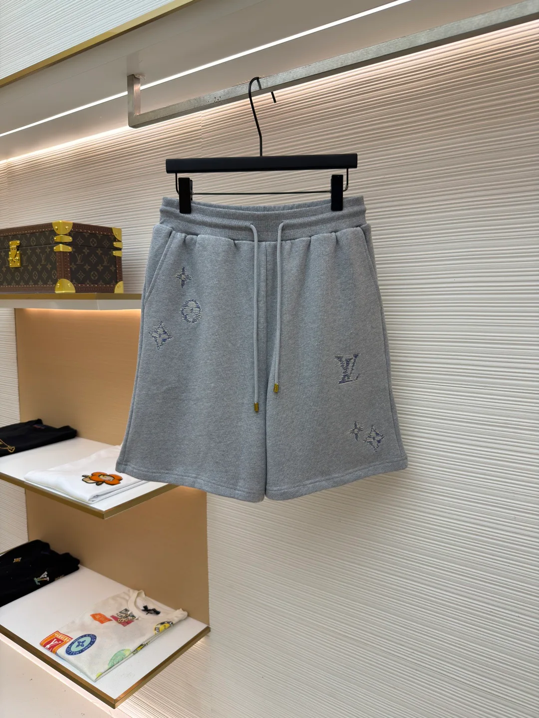 Шорты Мужские Louis Vuitton 17572027