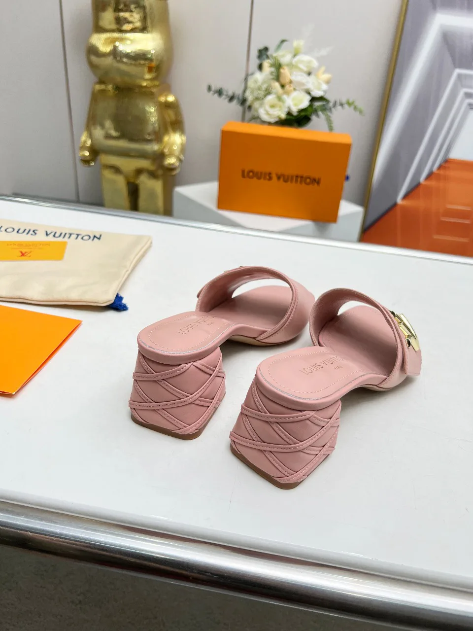 Сандалии Женские Louis Vuitton 9623622