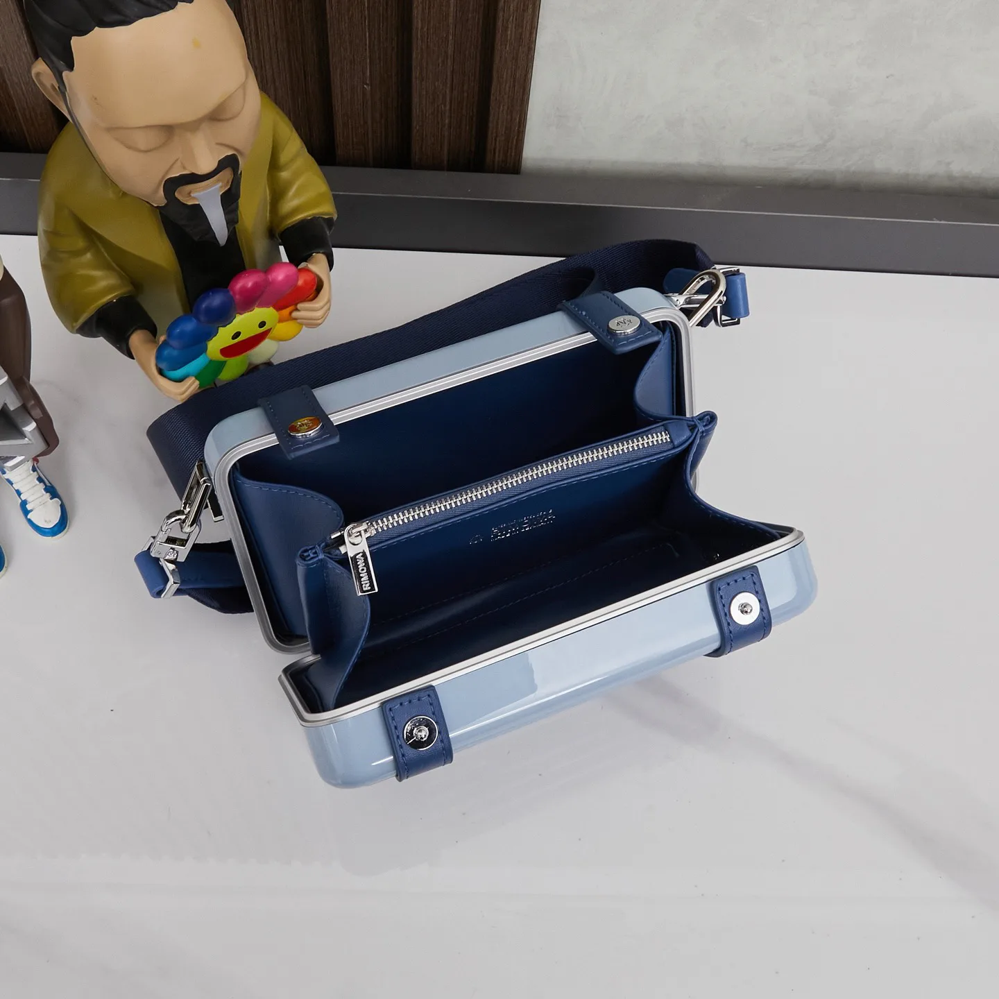 Сумки На Ремне Женские Rimowa 11185356