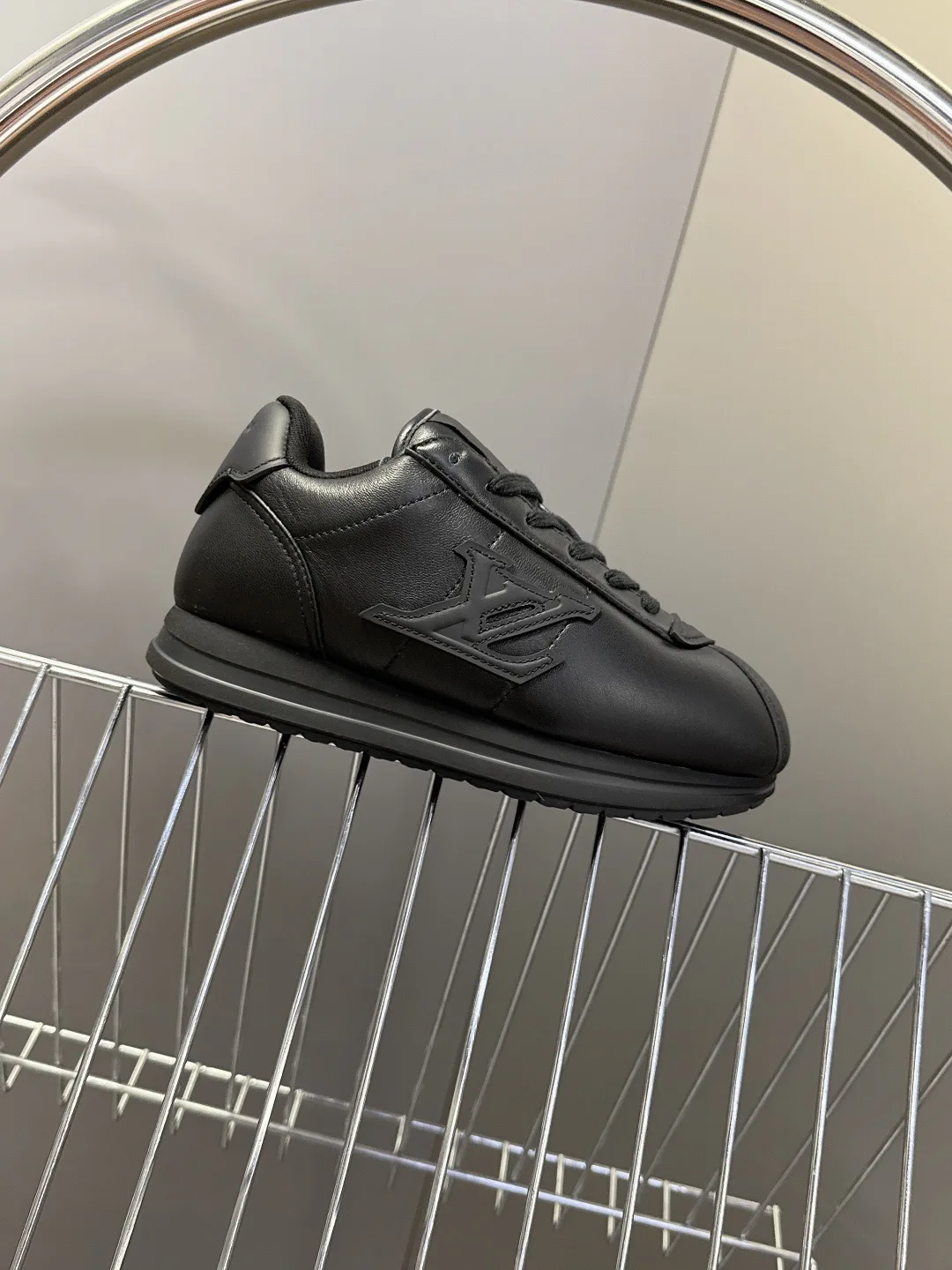 Кроссовки Женские Louis Vuitton 18005447