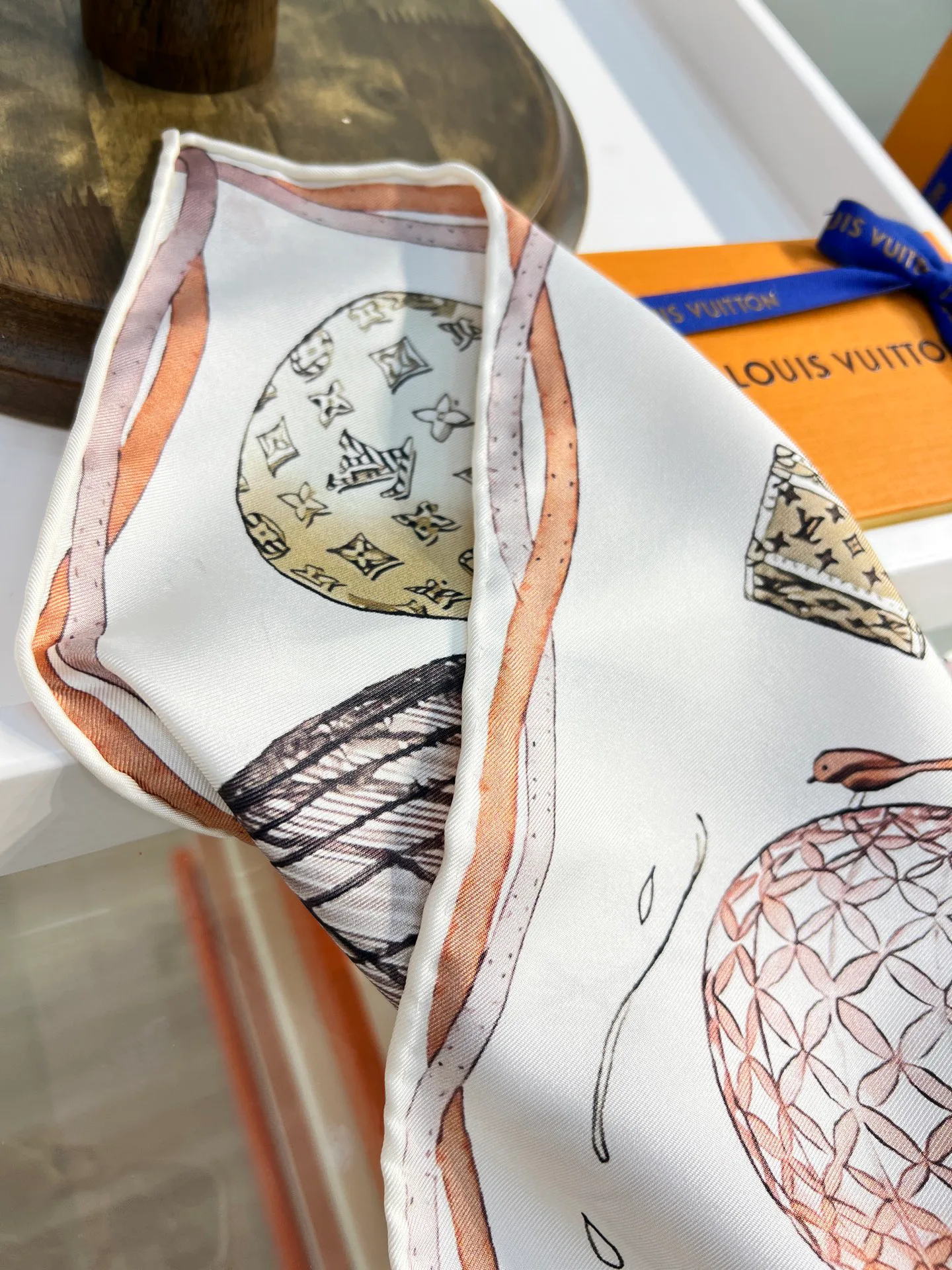 Платки Louis Vuitton 11882920