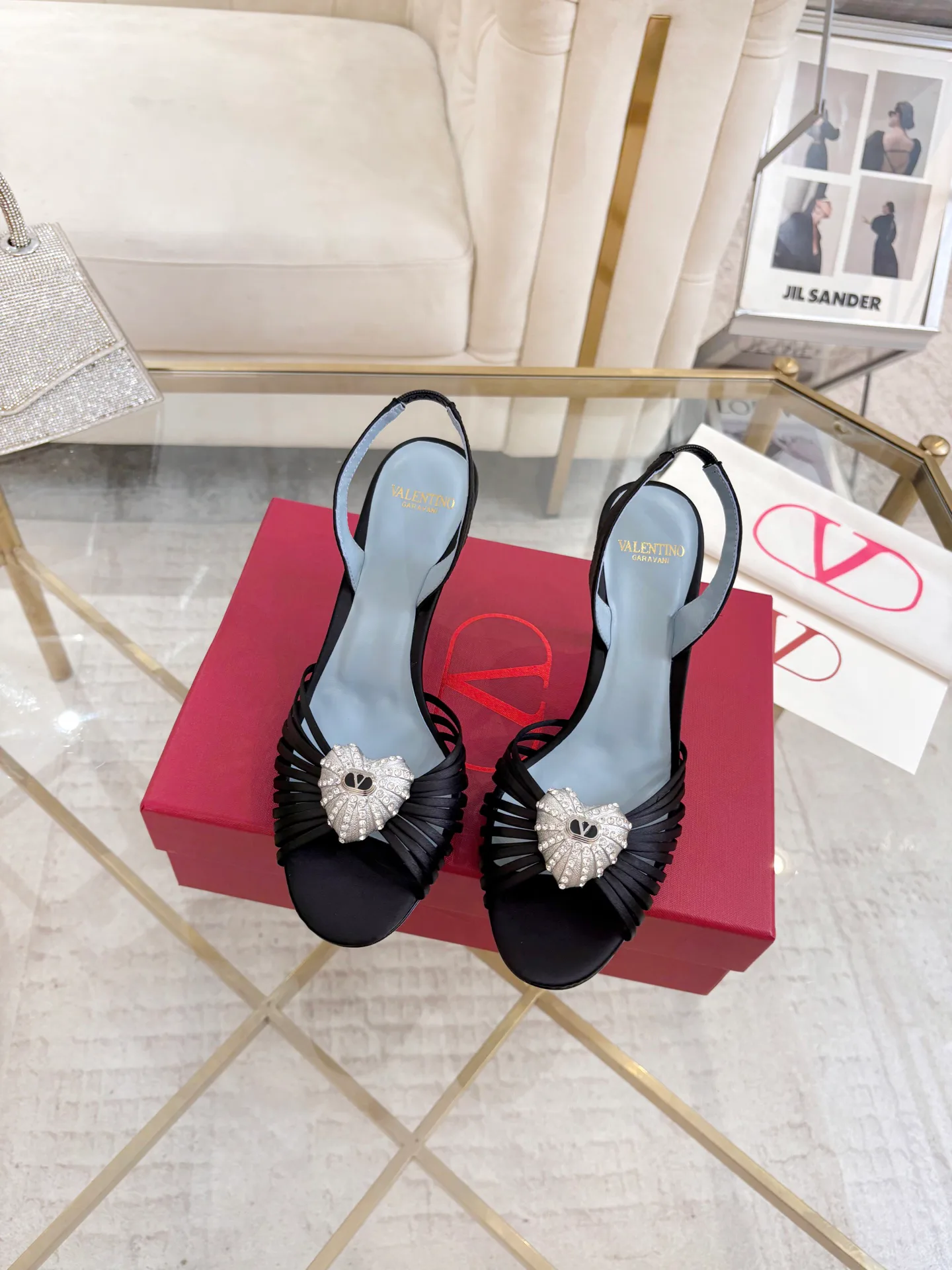 Босоножки Женские Valentino 18135285