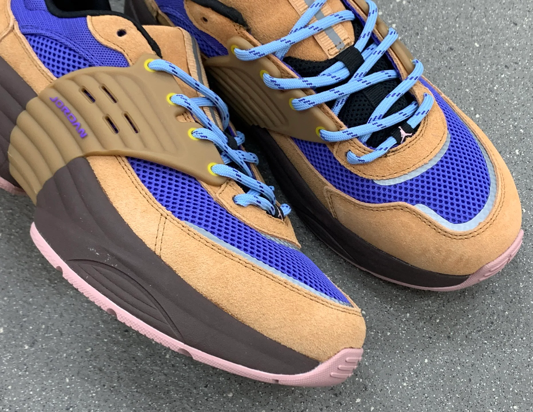 Кроссовки Женские Air Jordan 1261111