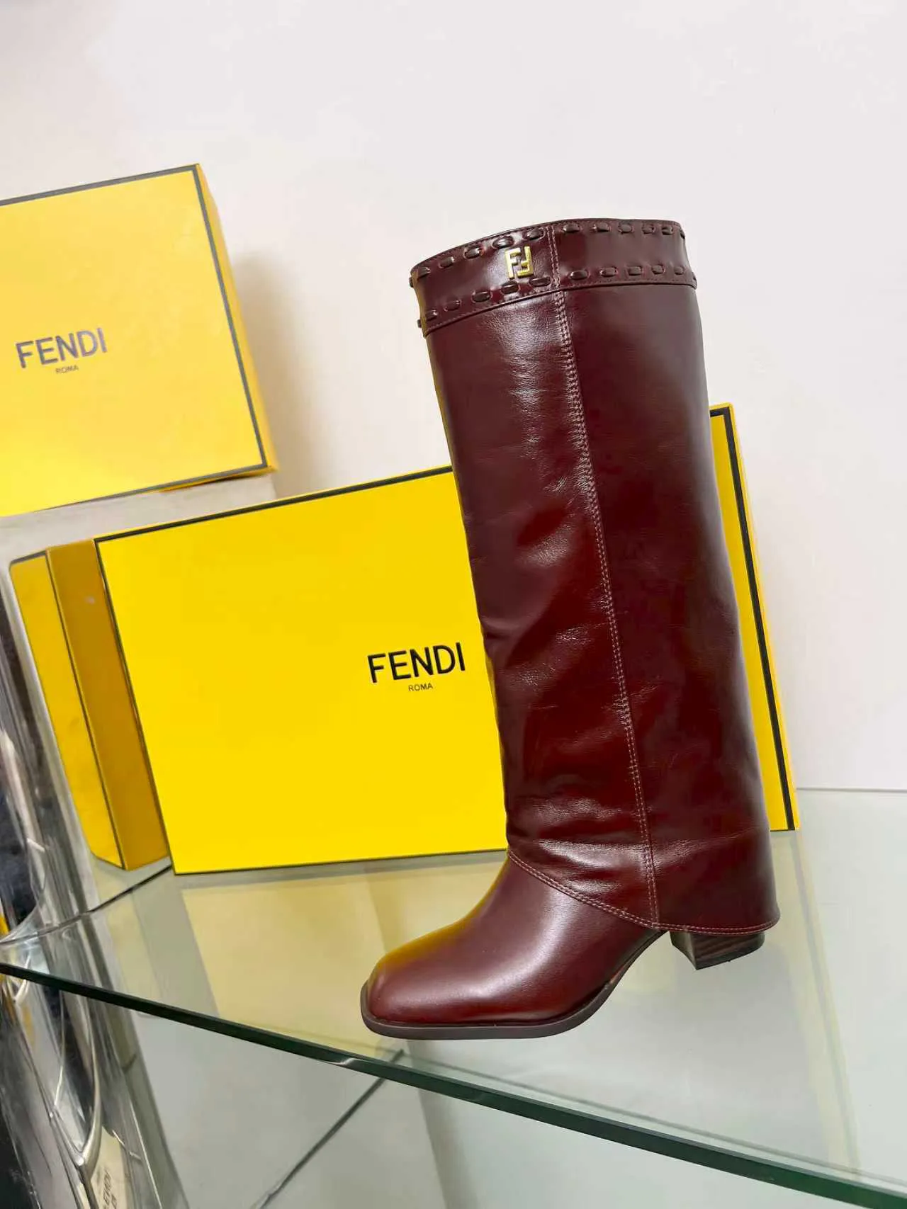 Сапоги Женские Fendi 18104318