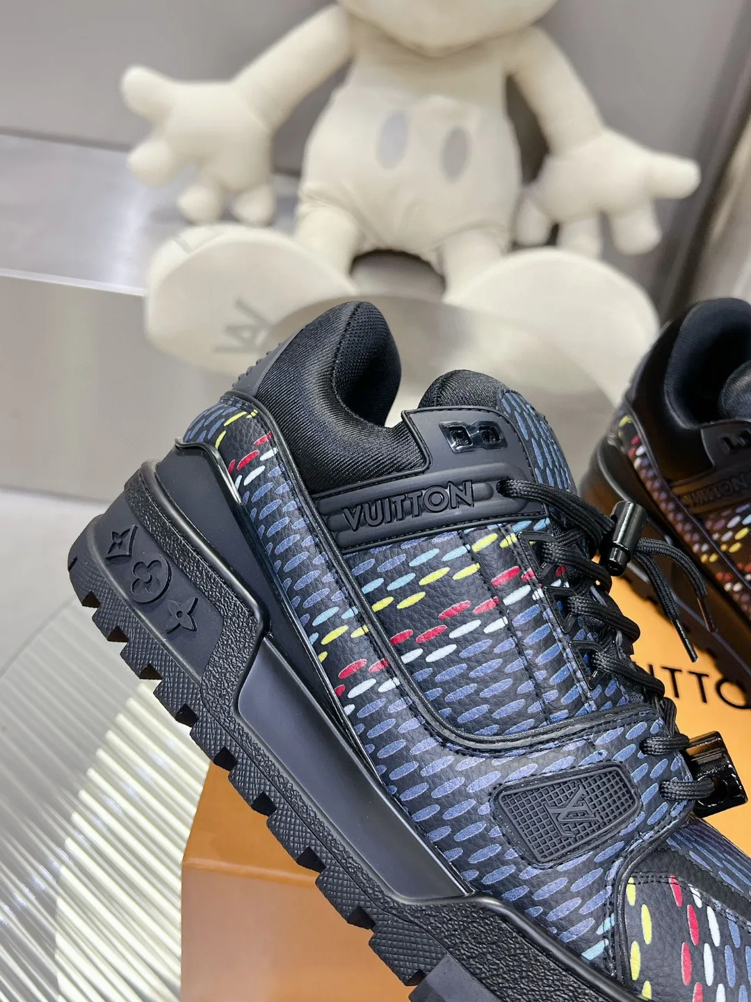 Кроссовки Женские Louis Vuitton 3179637