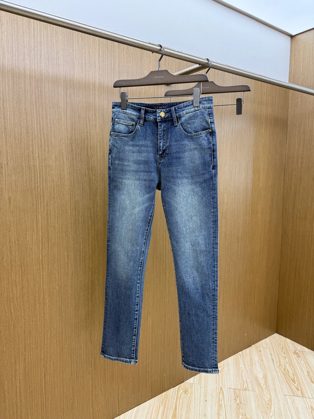 Джинсы Женские Louis Vuitton 12875517