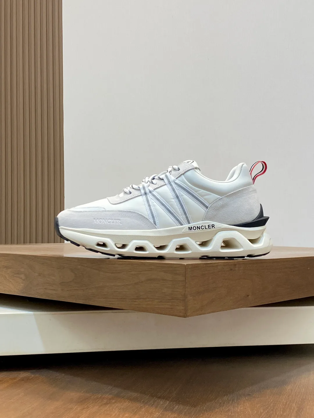 Кроссовки Мужские Moncler 11250178