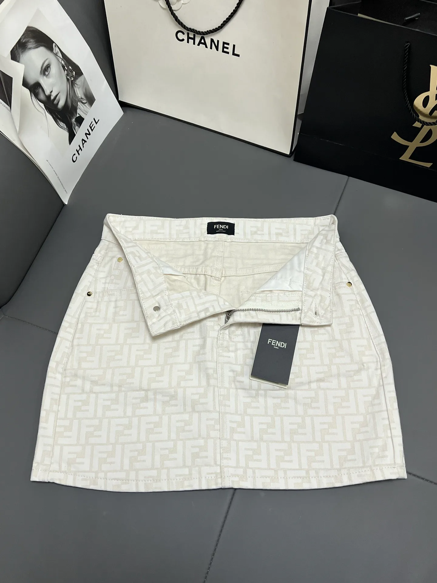 Юбки Женские Fendi 34545