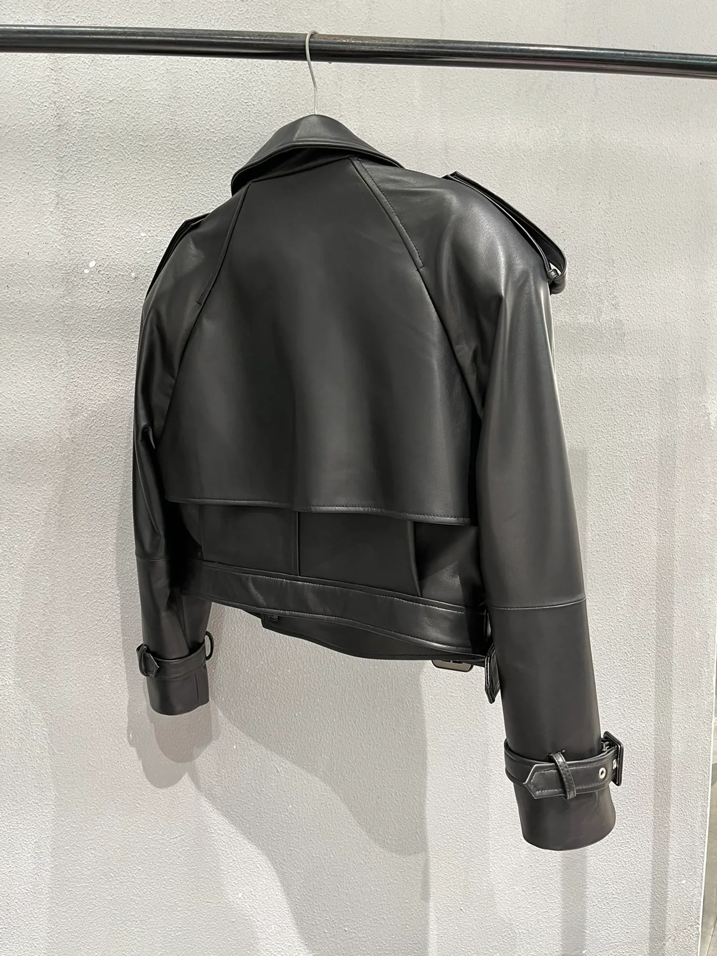 Куртки Женские Saint Laurent Куртки Женские Saint Laurent