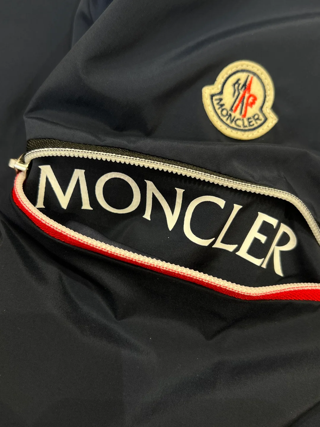 Куртки И Пуховики Мужские Moncler 12361126