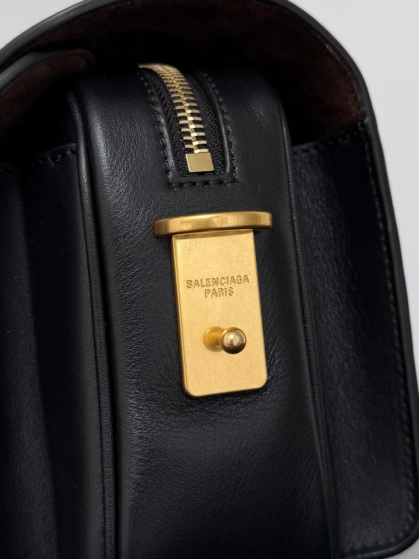Классические Сумки Женские Balenciaga 12600592