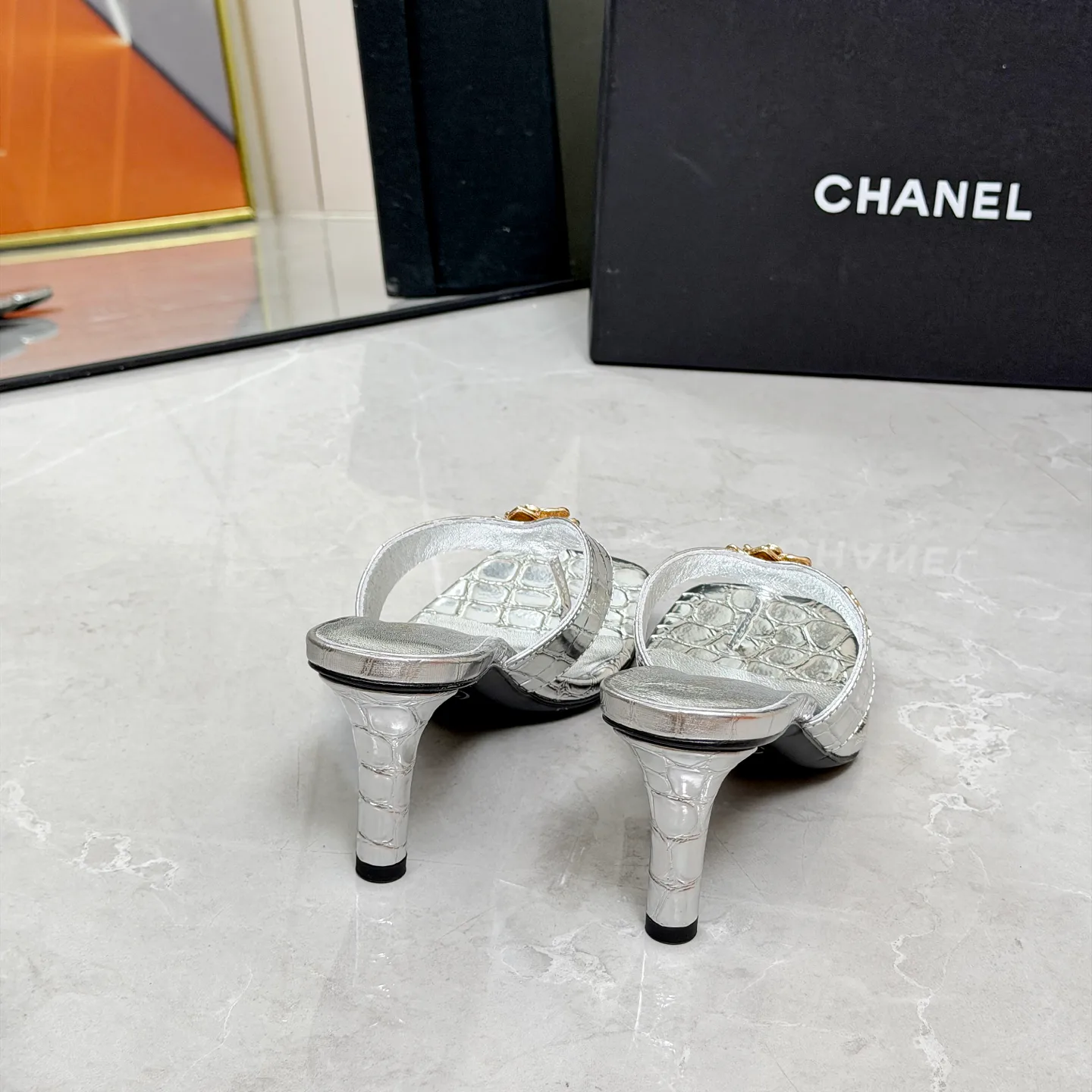 Босоножки Женские Chanel 17335021