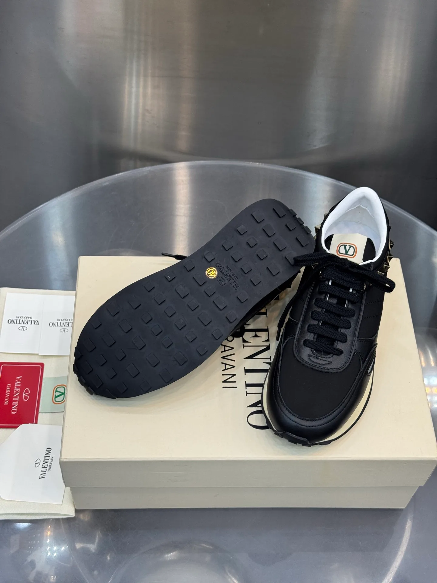 Кроссовки Женские Valentino 18202513