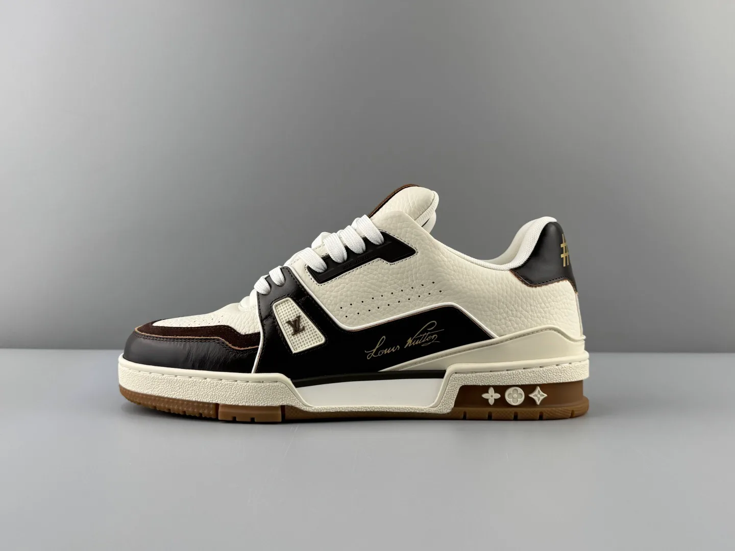 Кроссовки Мужские Louis Vuitton 12634388