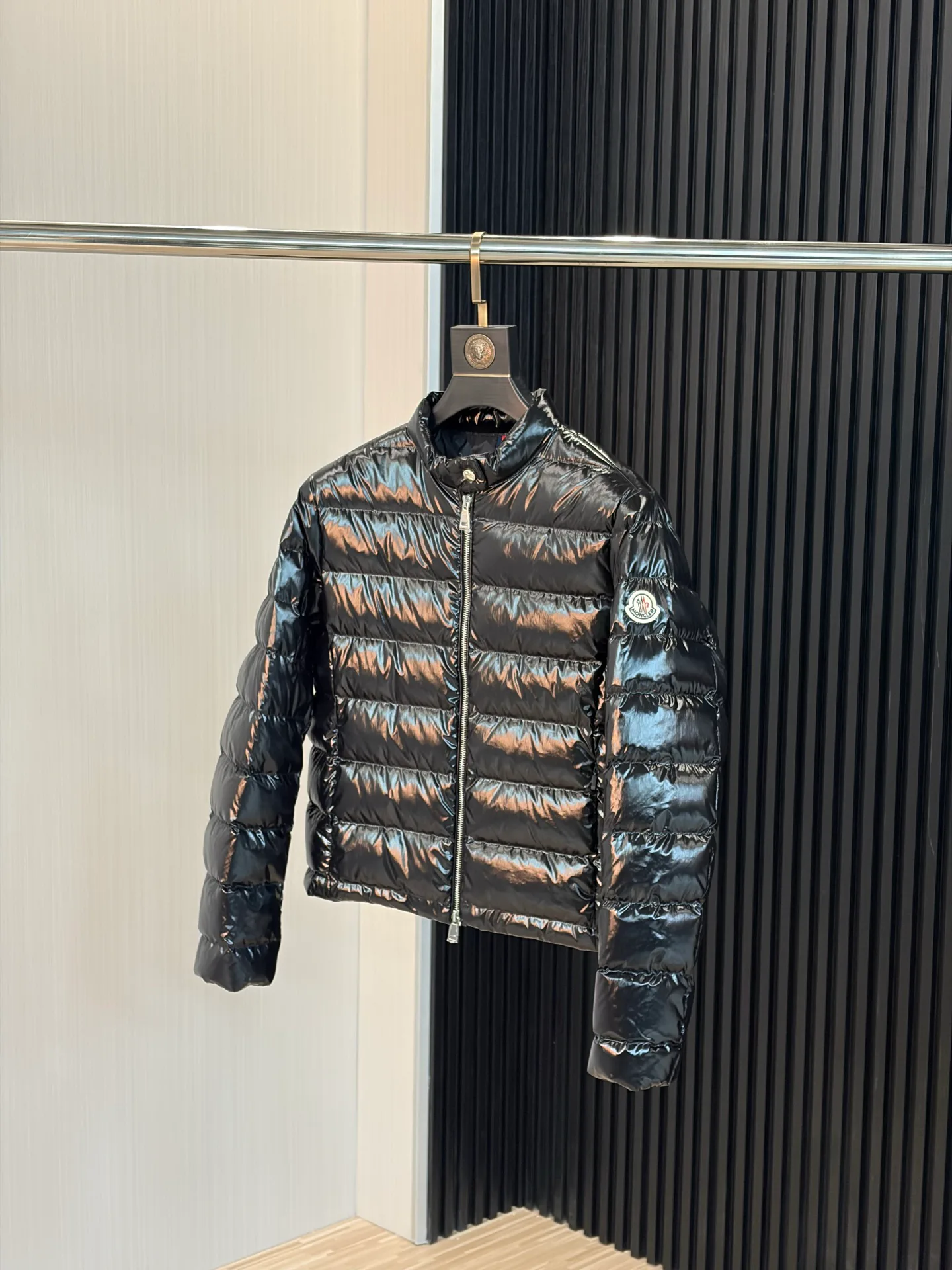Куртки И Пуховики Мужские Moncler 17908028