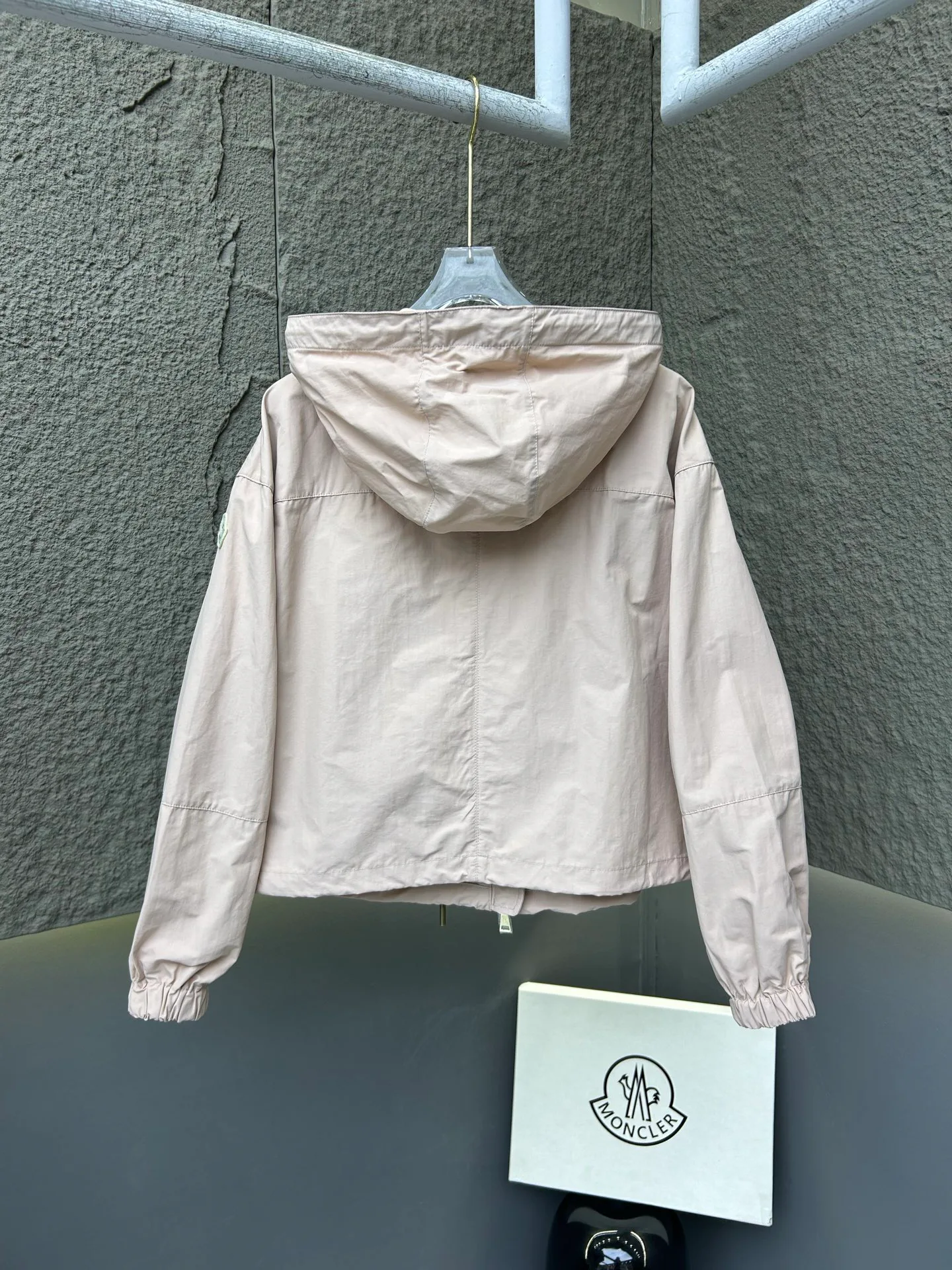 Куртки И Пуховики Женские Moncler 11862689
