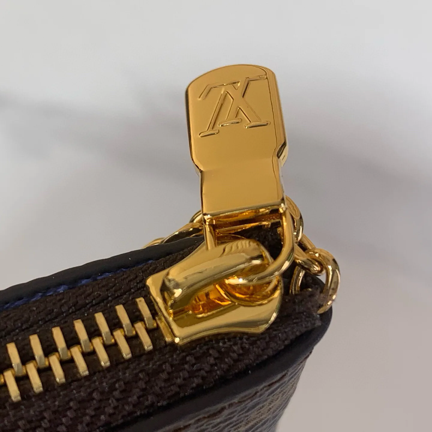 Ключницы Louis Vuitton 256458