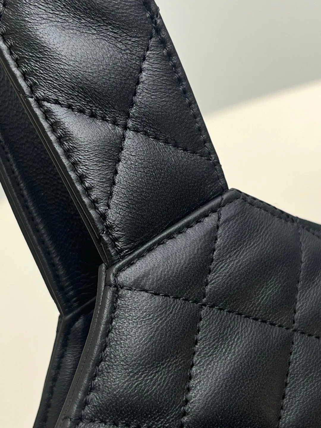 Классические Сумки Женские Saint Laurent 10234920