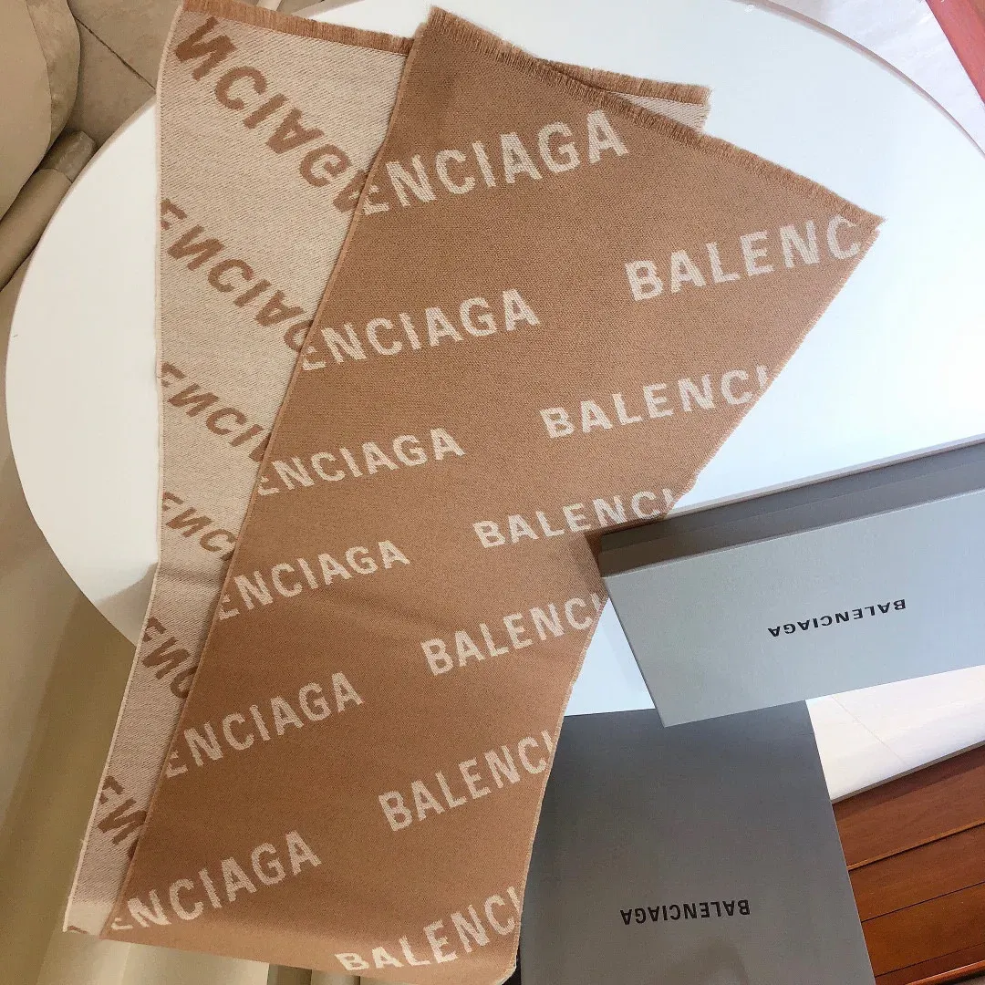 Шарфы Balenciaga 1383326