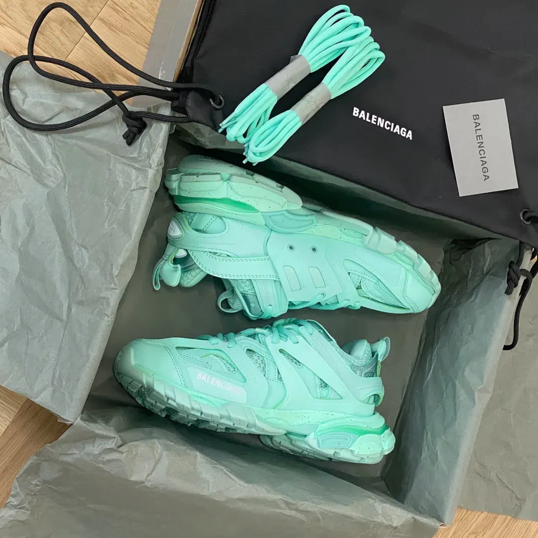 Кроссовки Женские Balenciaga 4439959