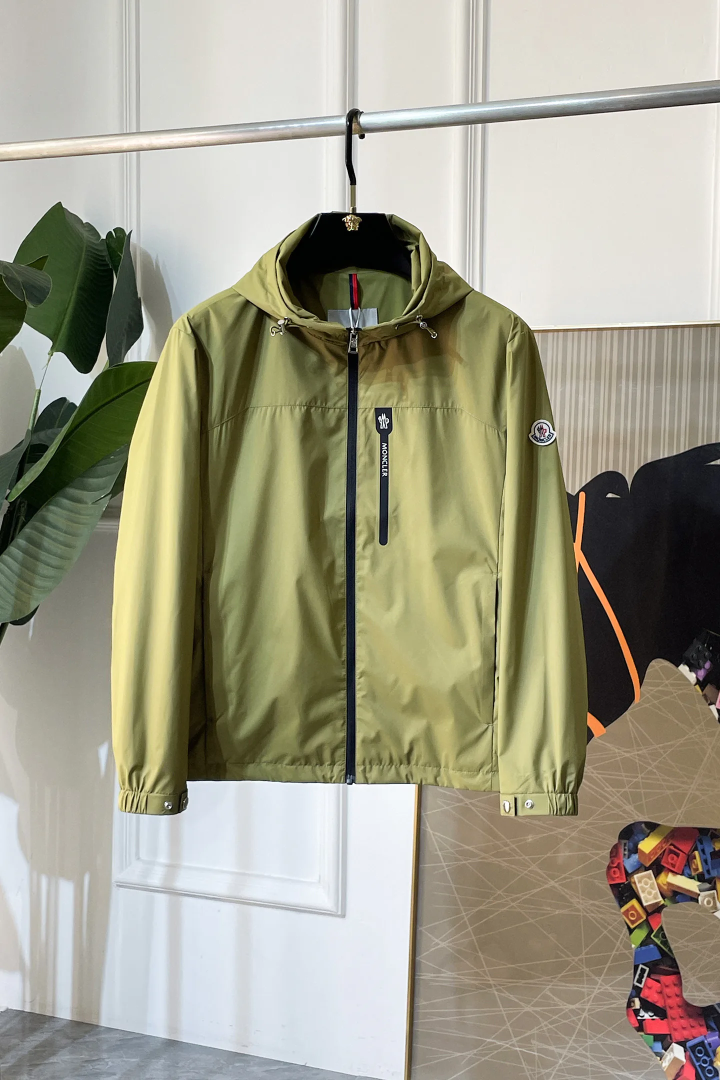 Куртки И Пуховики Мужские Moncler 11222585