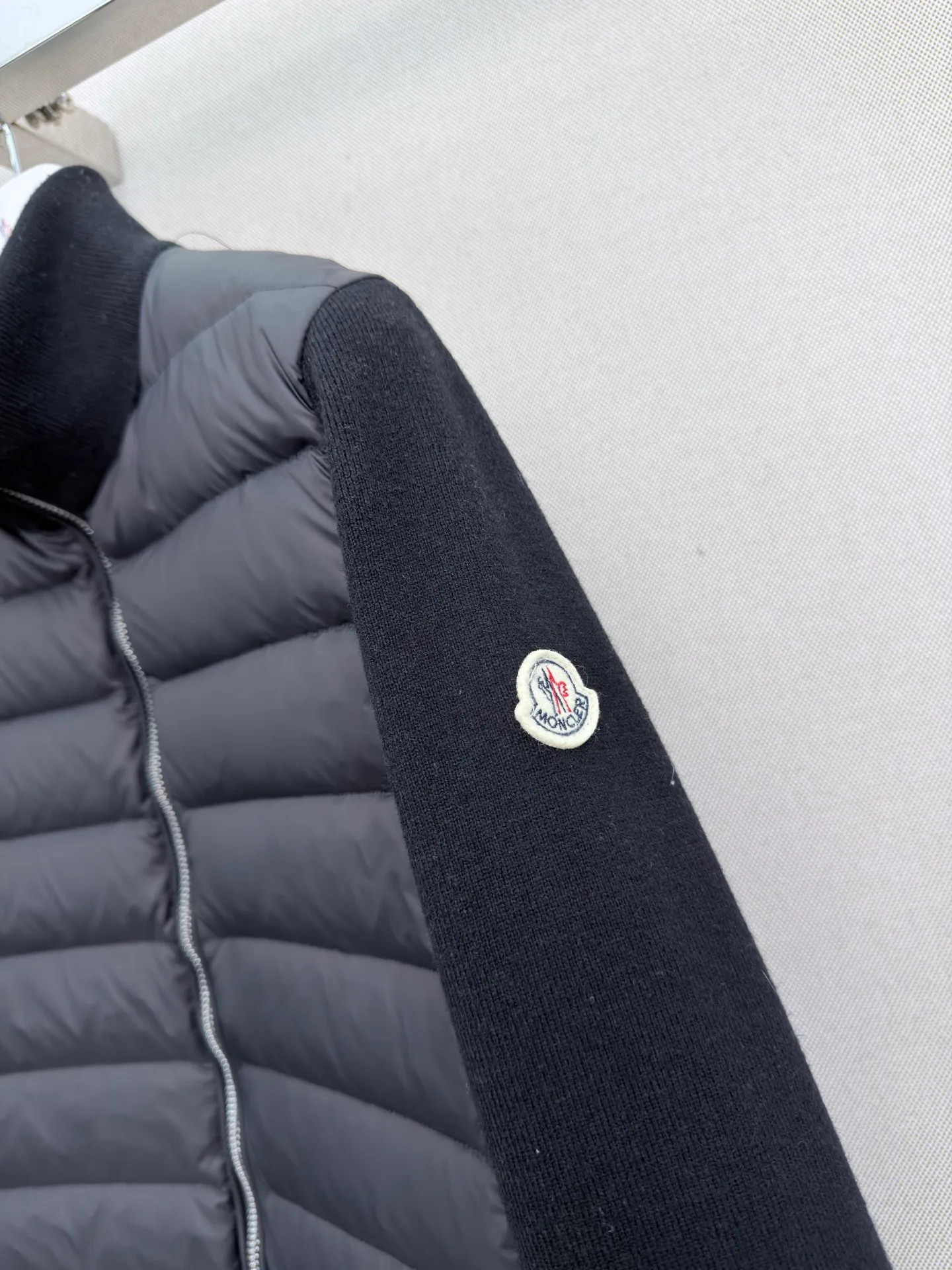Куртки И Пуховики Женские Moncler 19181939