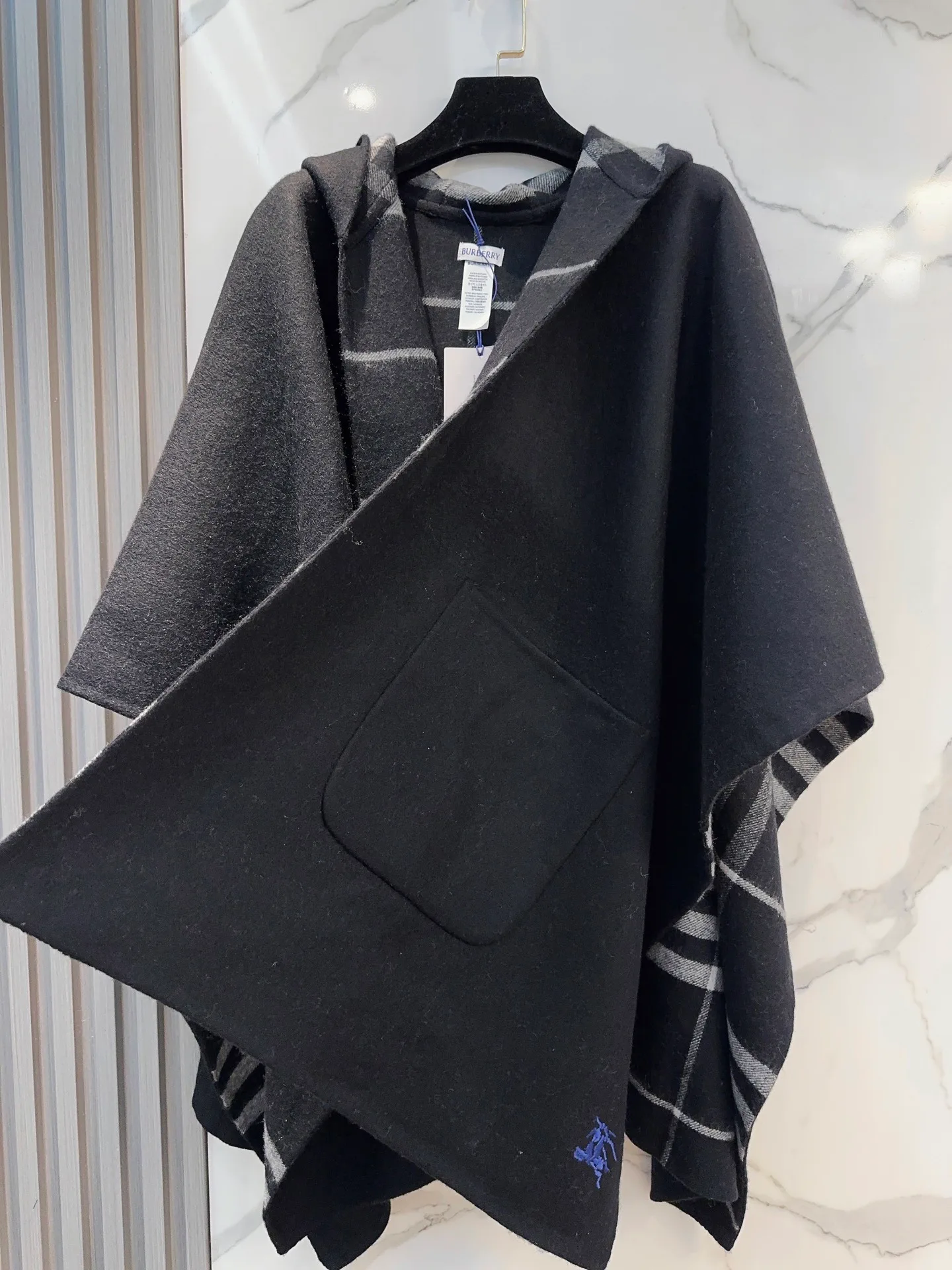 Пальто Женские Burberry 18105483