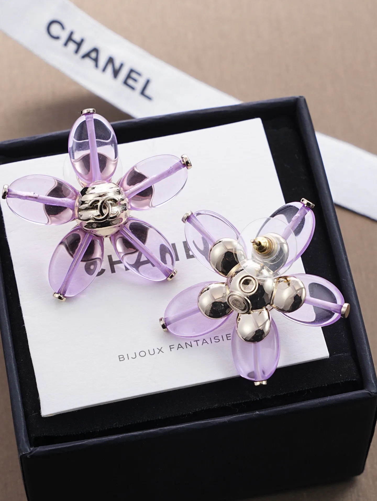 Бижутерия Chanel 5623948