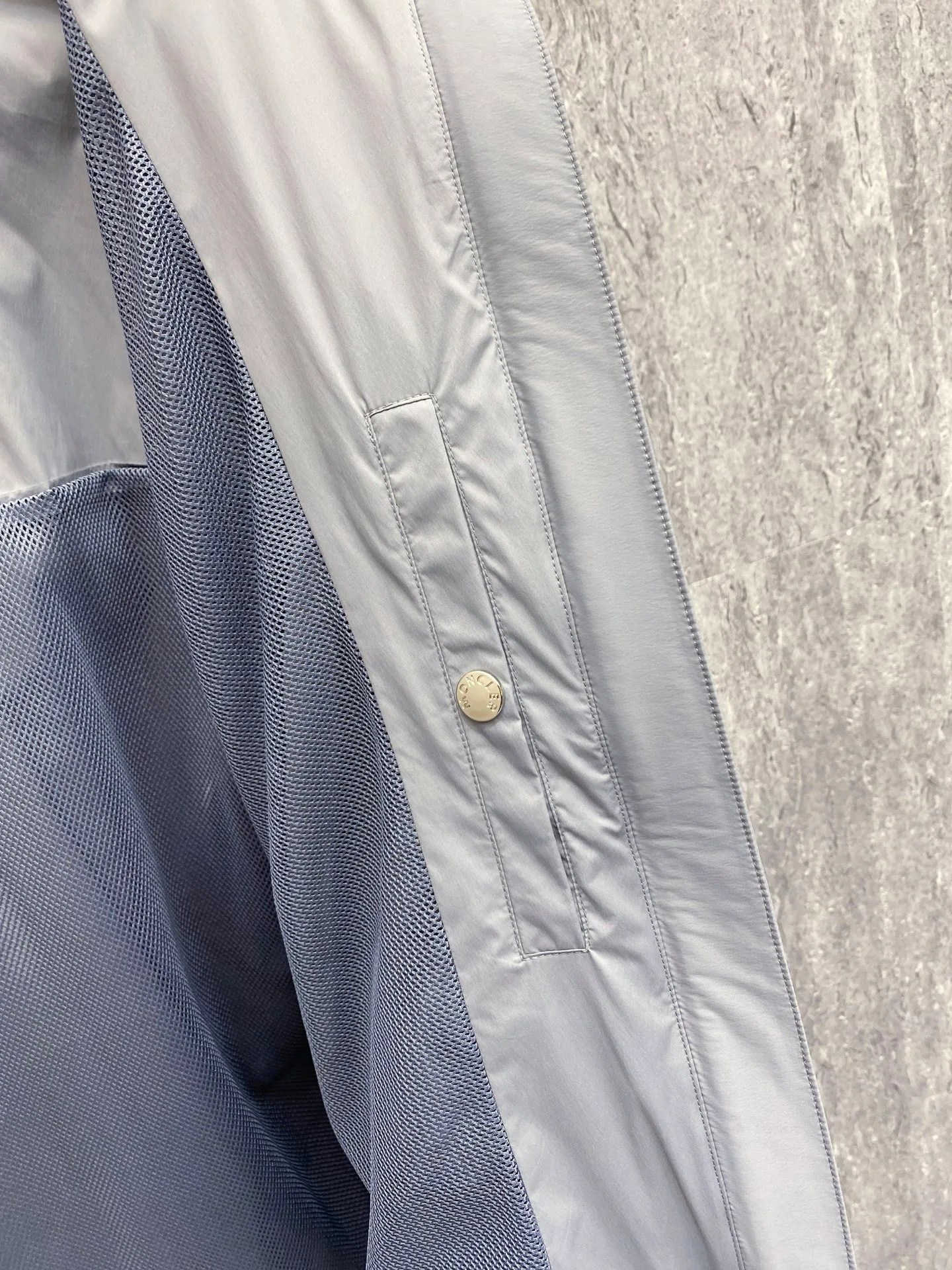 Куртки И Пуховики Мужские Moncler 5023404