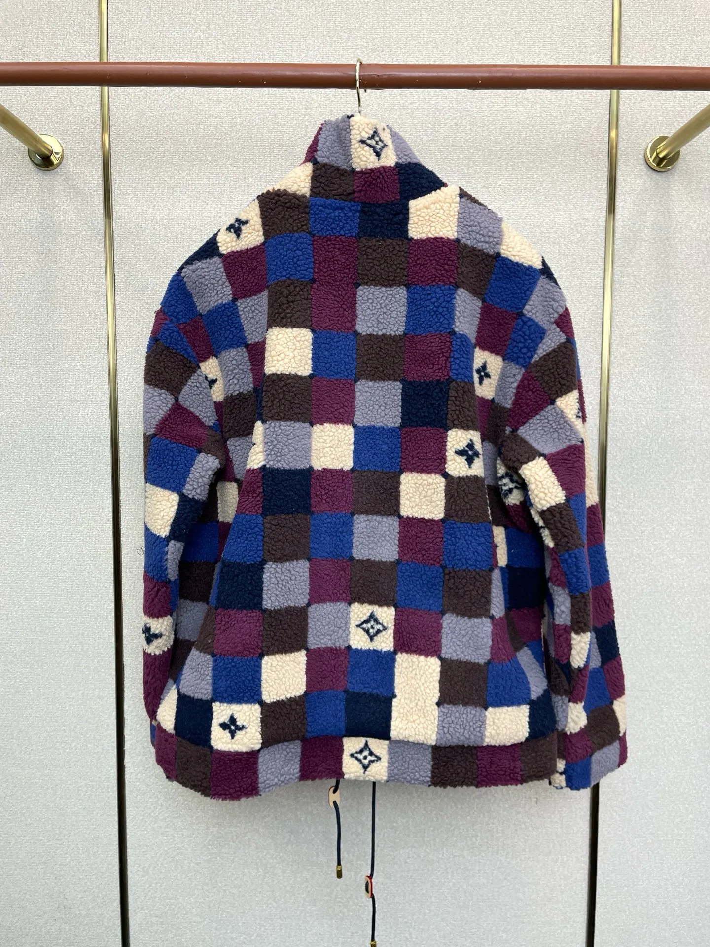 Куртки И Пуховики Женские Louis Vuitton 1889235