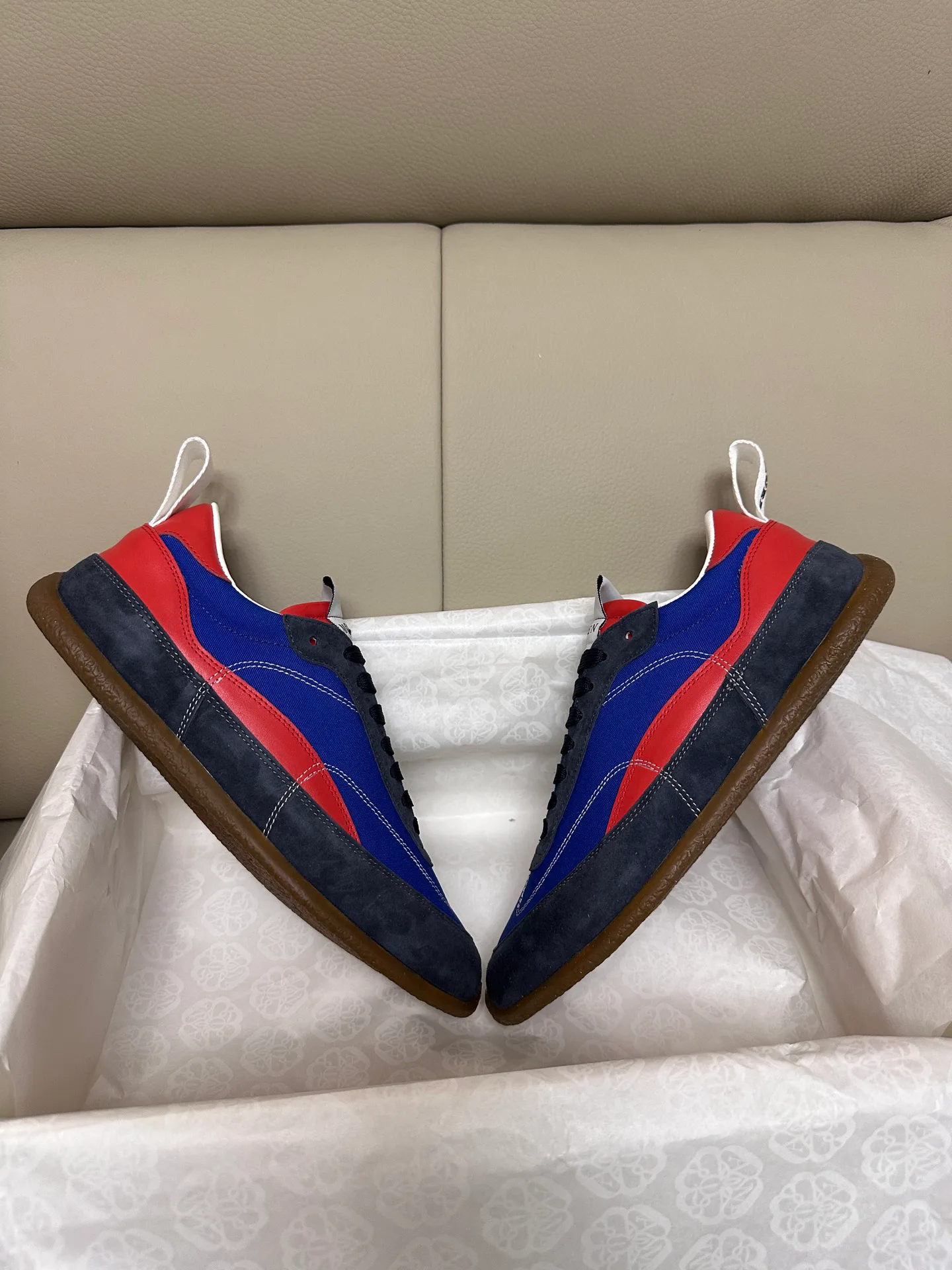 Кроссовки Женские Alexander Mcqueen 18616750