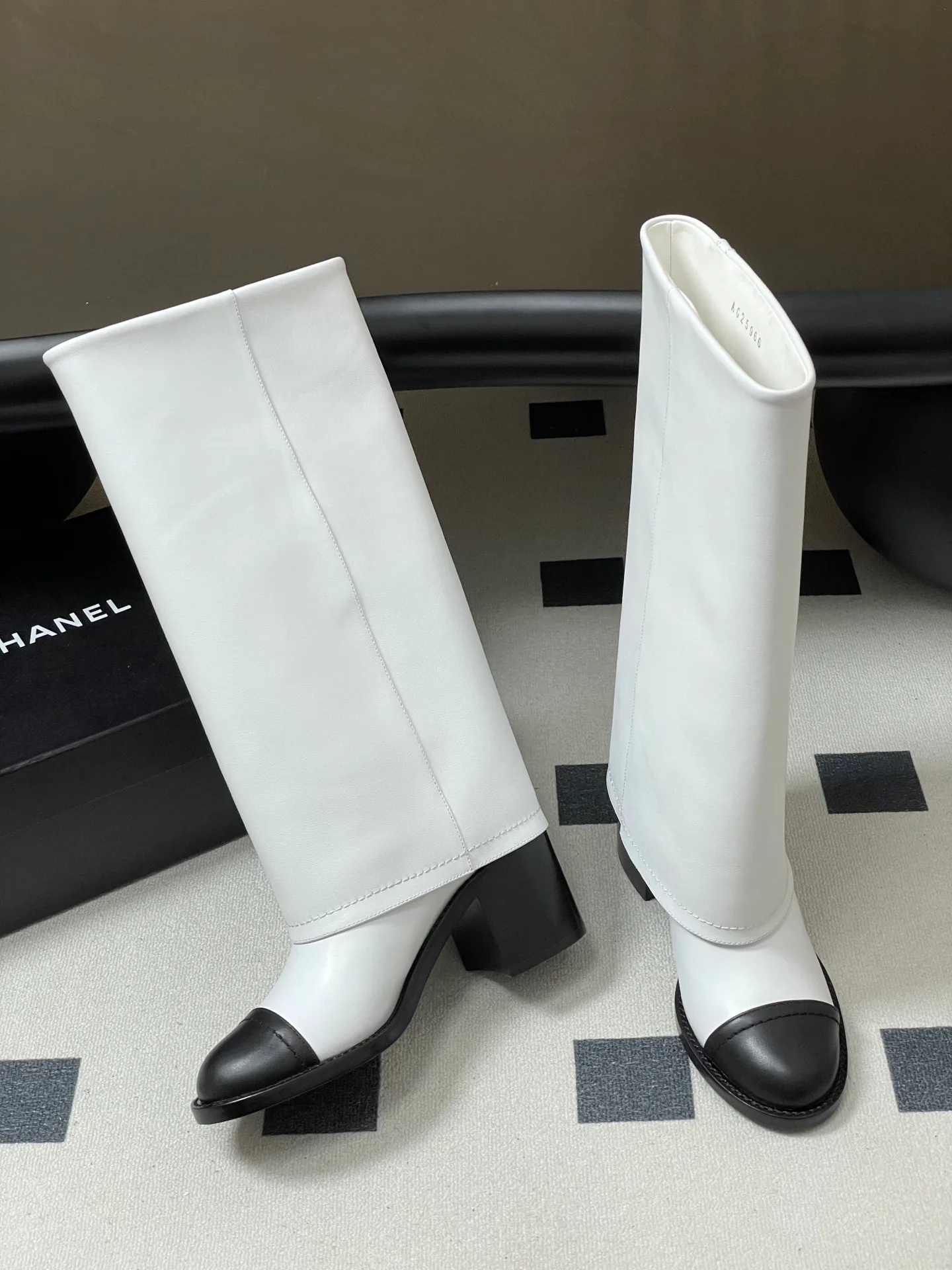 Сапоги Женские Chanel 1284424