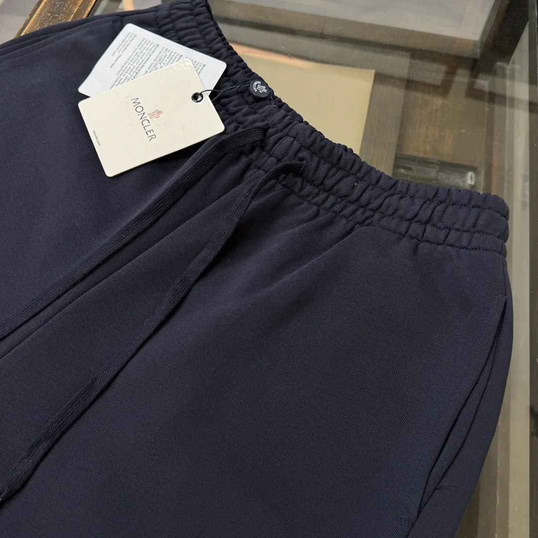 Шорты Женские Moncler 11668075