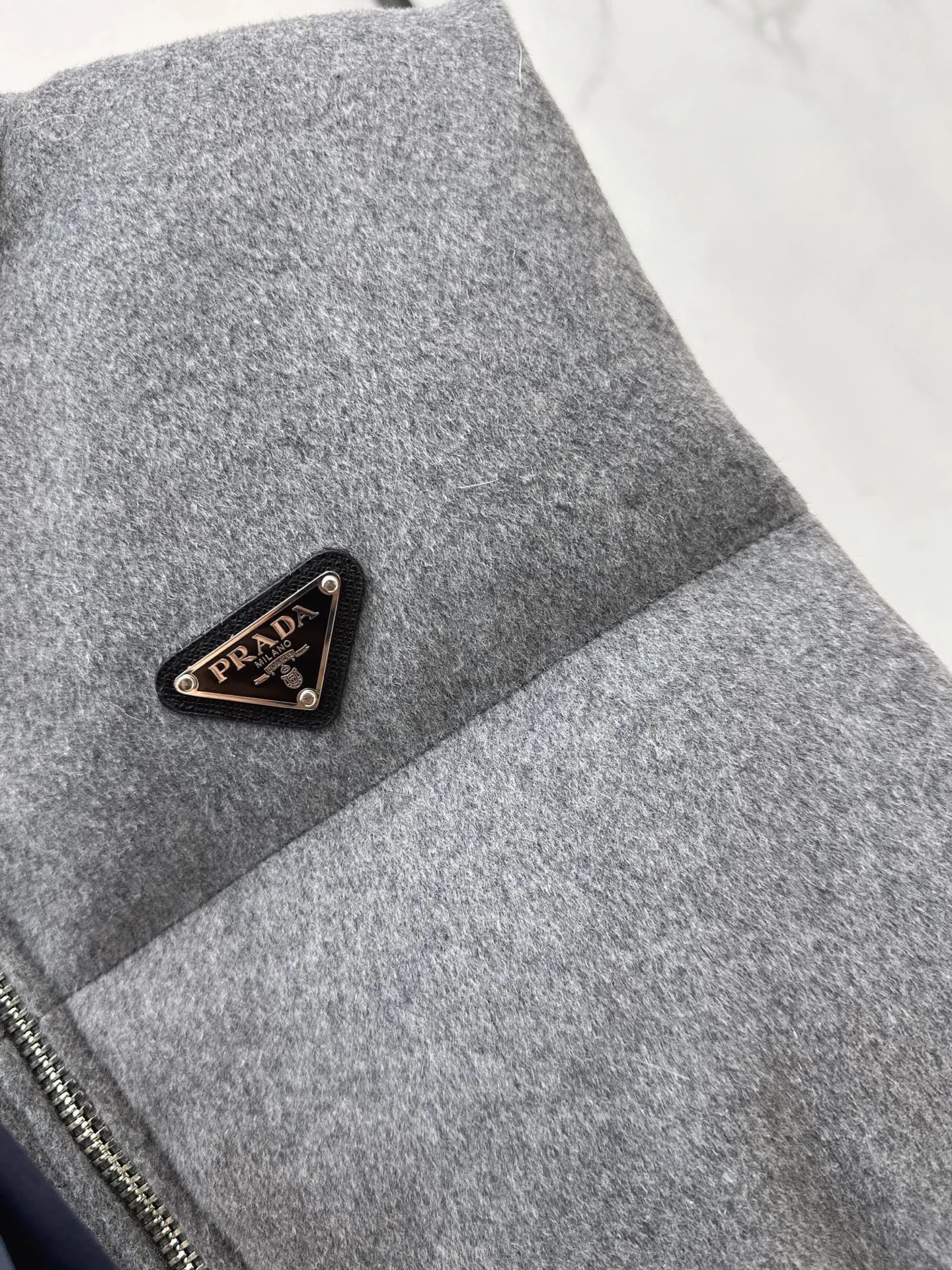 Жилеты Женские Prada 18561363
