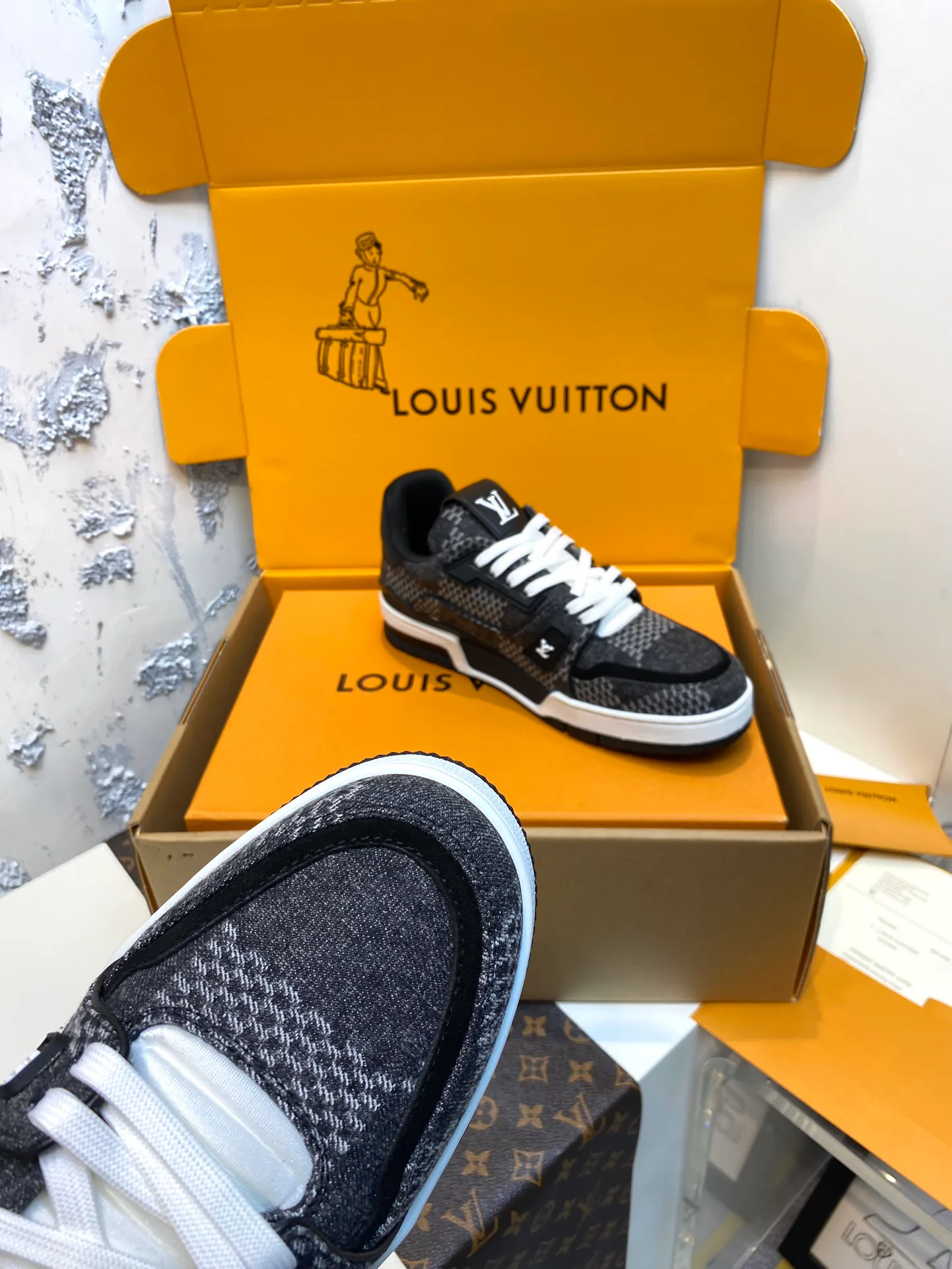 Кроссовки Мужские Louis Vuitton 5058054