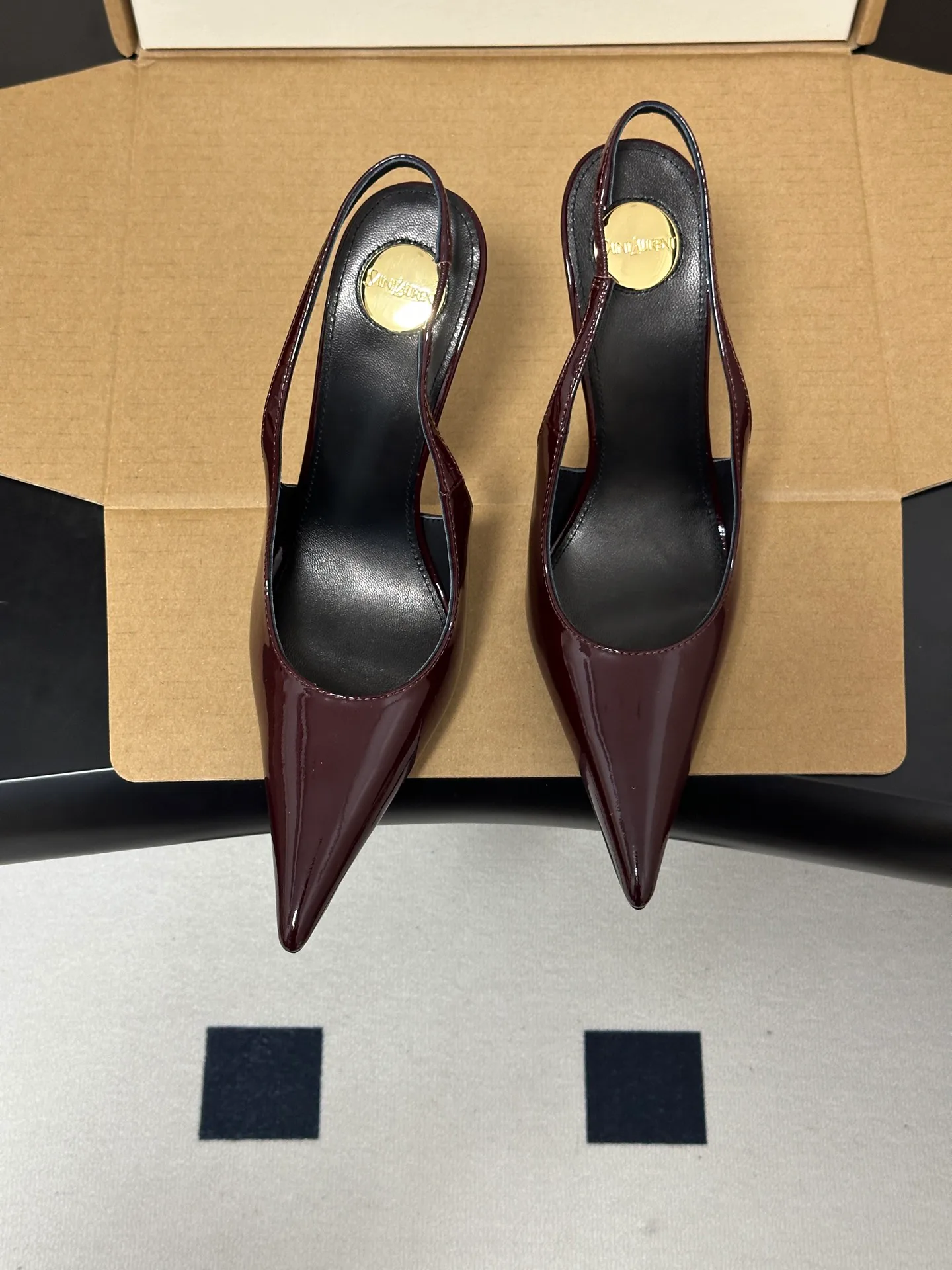 Туфли Женские Saint Laurent 17599655