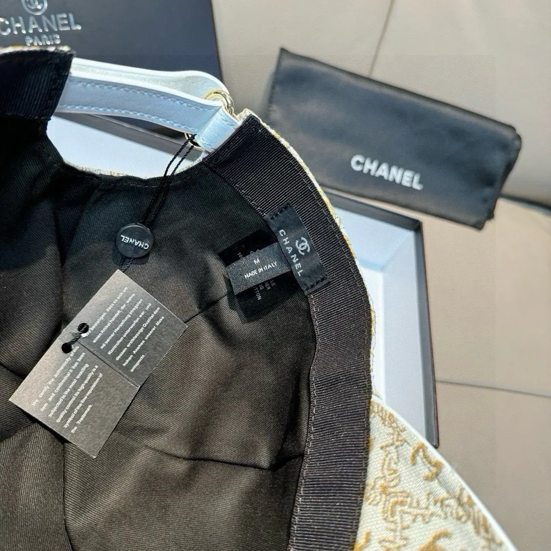 Головные Уборы Chanel 4550006