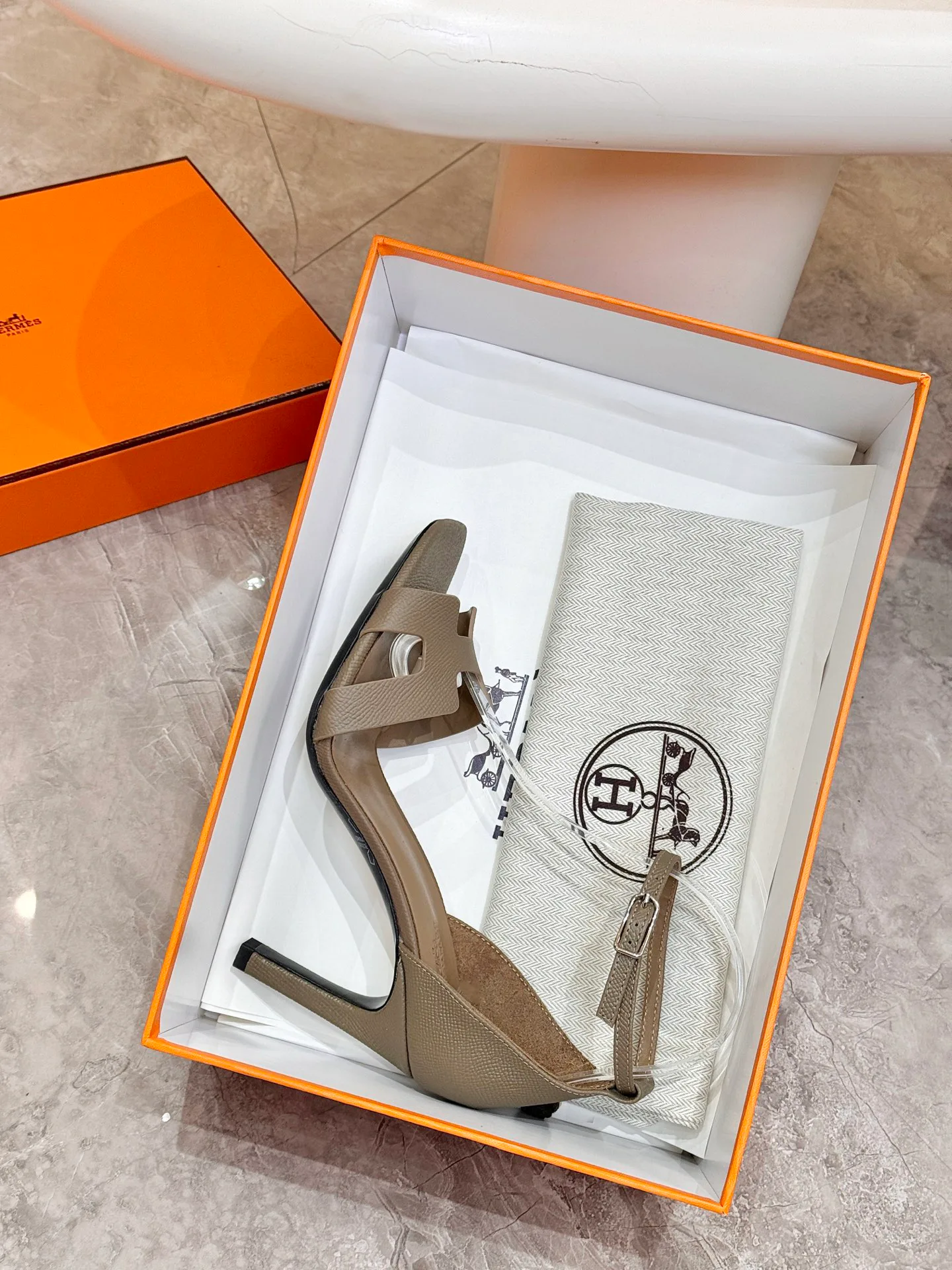 Босоножки Женские Hermes 10417153