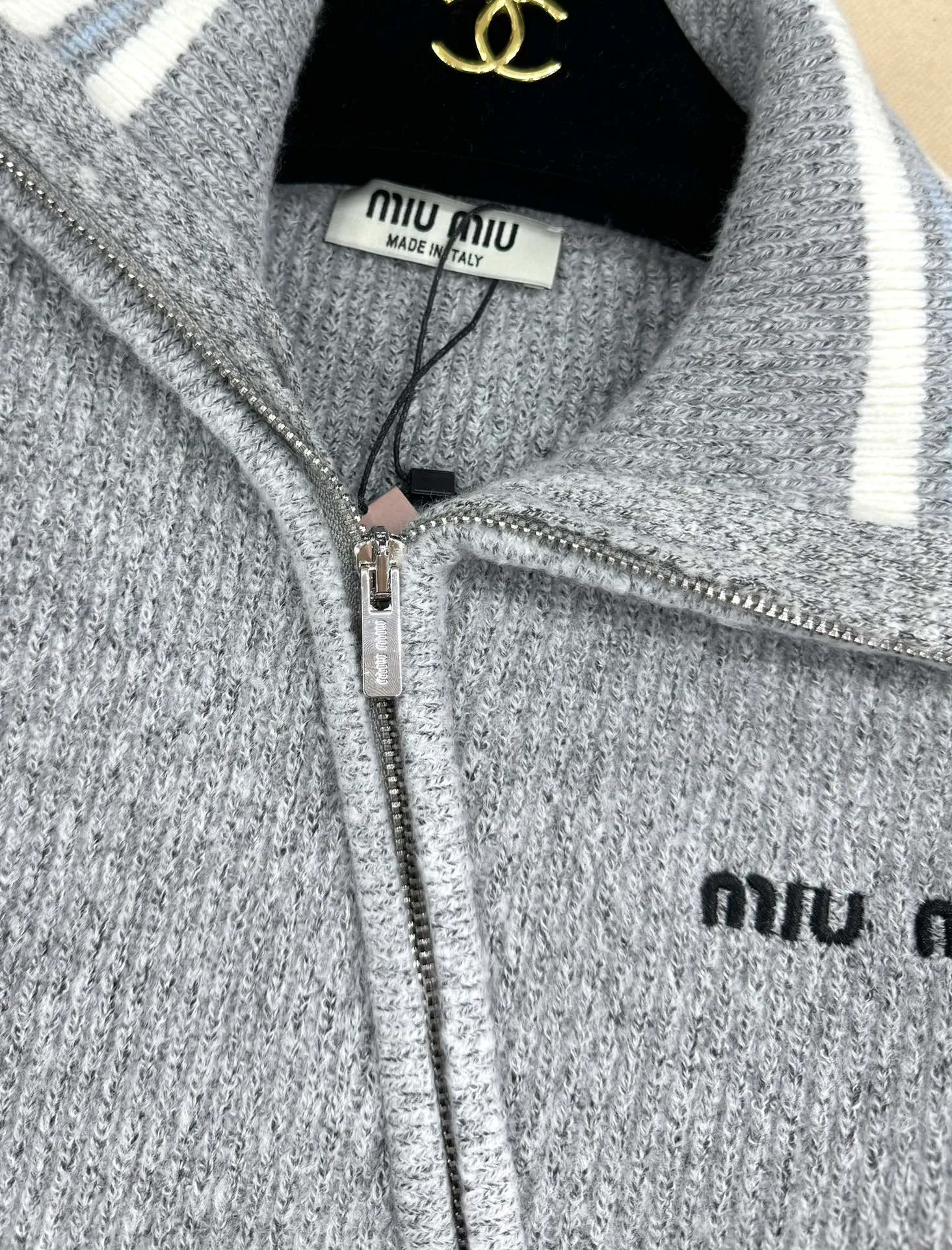 Джемперы И Свитеры Женские Miu Miu 18416992